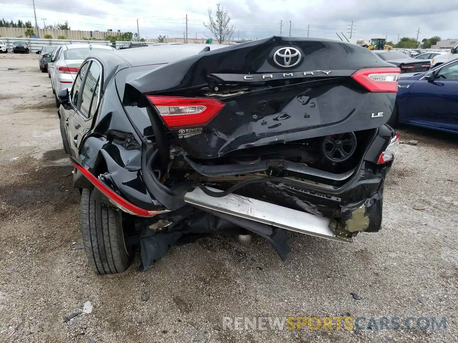 9 Photograph of a damaged car 4T1B11HK5KU238550 TOYOTA CAMRY 2019