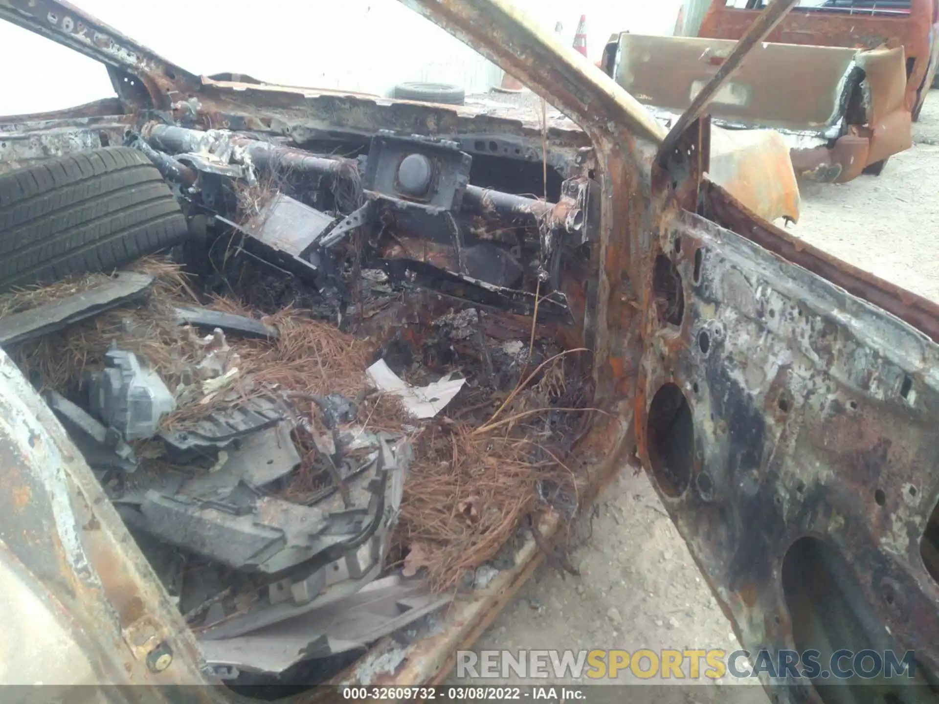 5 Photograph of a damaged car 4T1B11HK5KU239293 TOYOTA CAMRY 2019