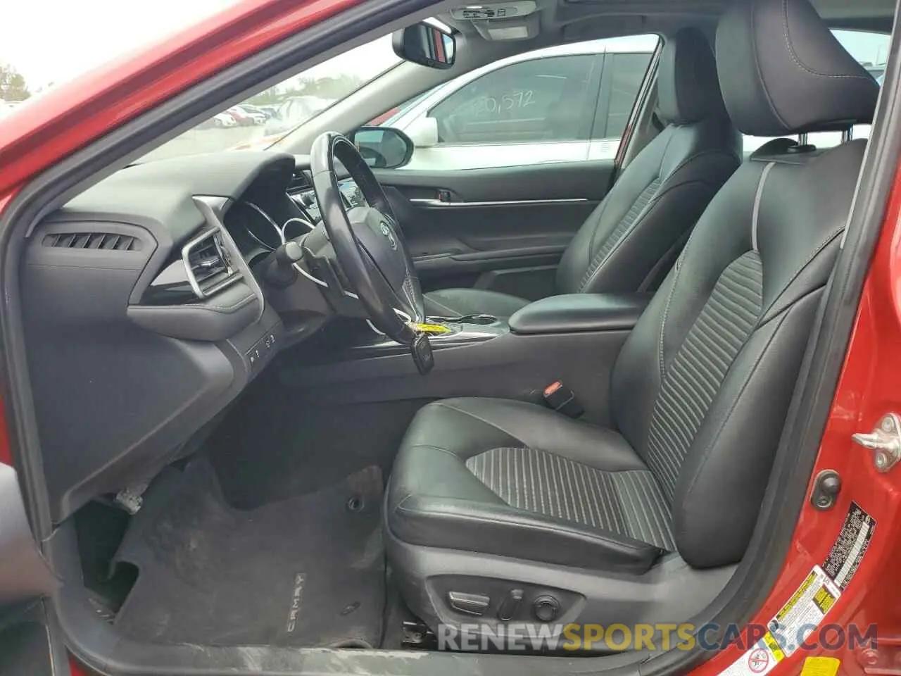 7 Photograph of a damaged car 4T1B11HK5KU239410 TOYOTA CAMRY 2019