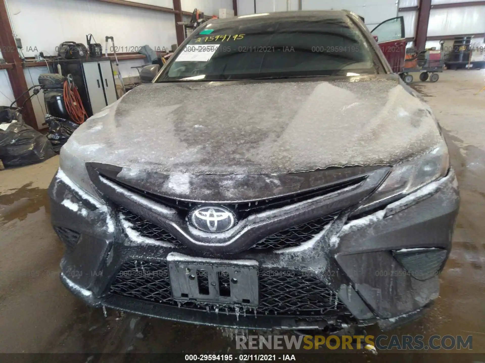 6 Photograph of a damaged car 4T1B11HK5KU240542 TOYOTA CAMRY 2019