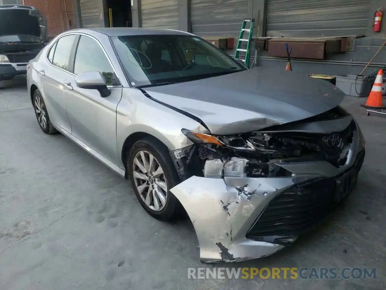 1 Photograph of a damaged car 4T1B11HK5KU242176 TOYOTA CAMRY 2019