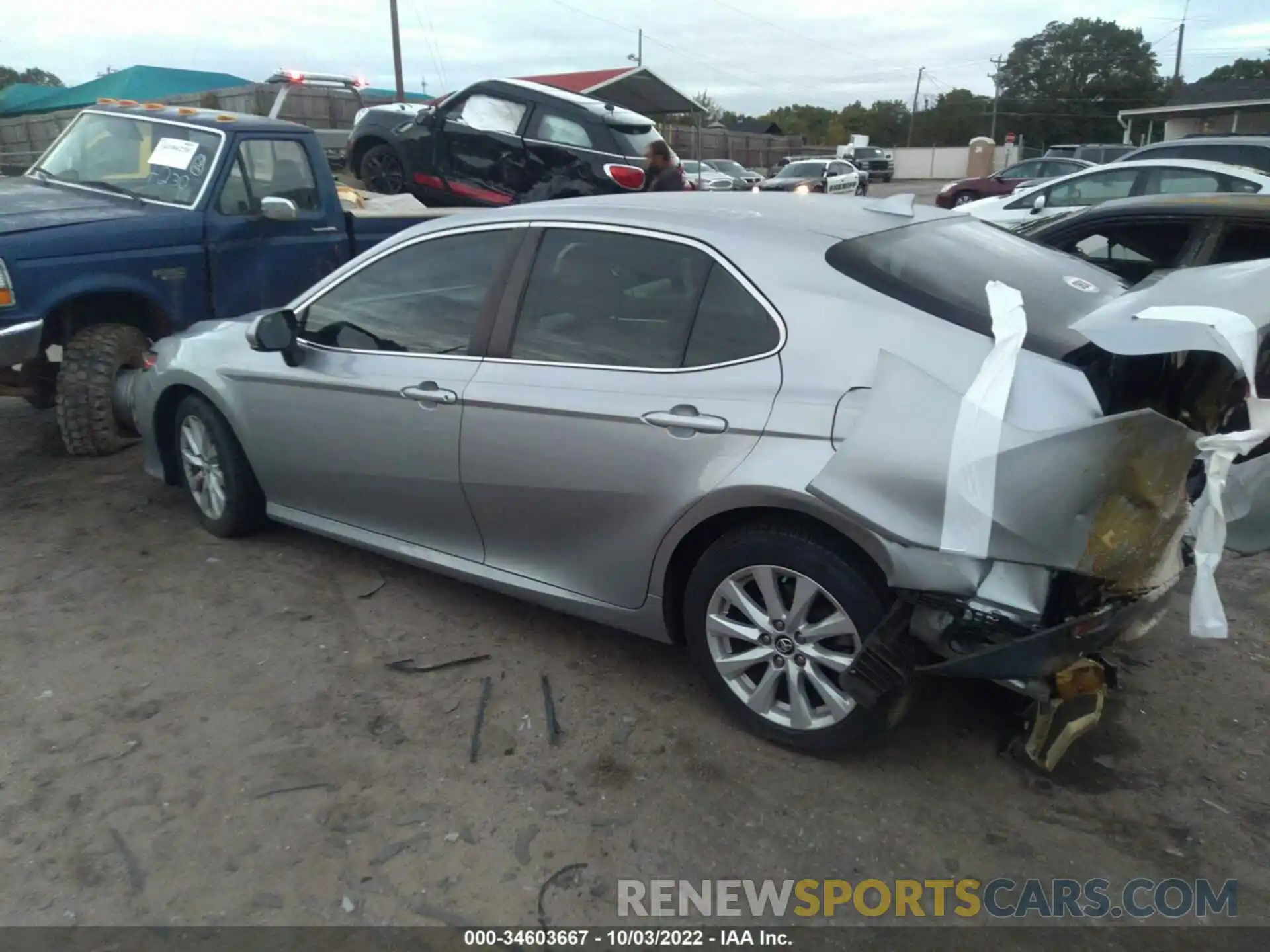 3 Photograph of a damaged car 4T1B11HK5KU245076 TOYOTA CAMRY 2019