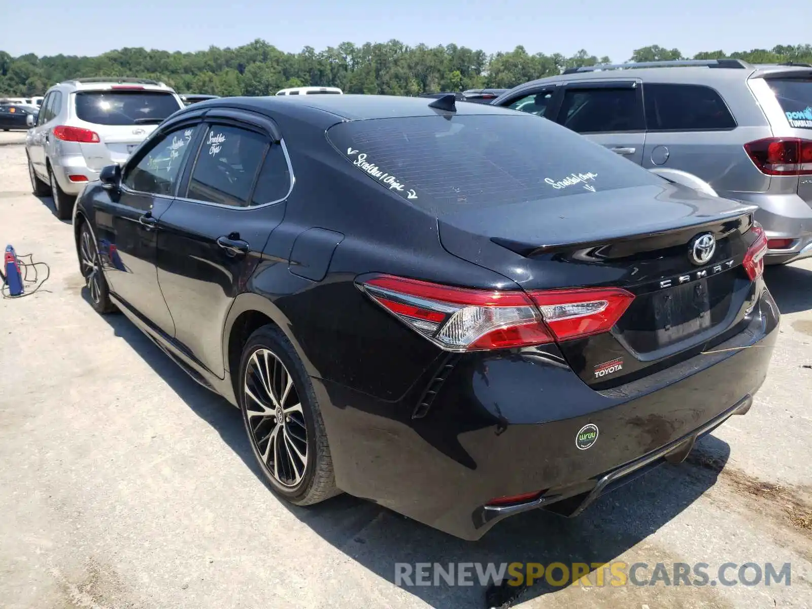 3 Photograph of a damaged car 4T1B11HK5KU246907 TOYOTA CAMRY 2019