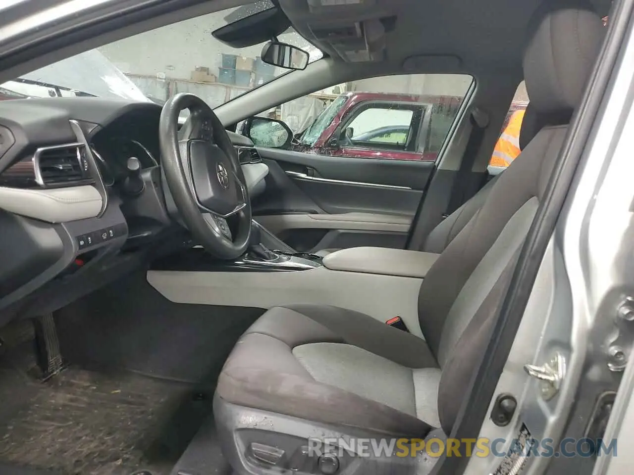 7 Photograph of a damaged car 4T1B11HK5KU247393 TOYOTA CAMRY 2019