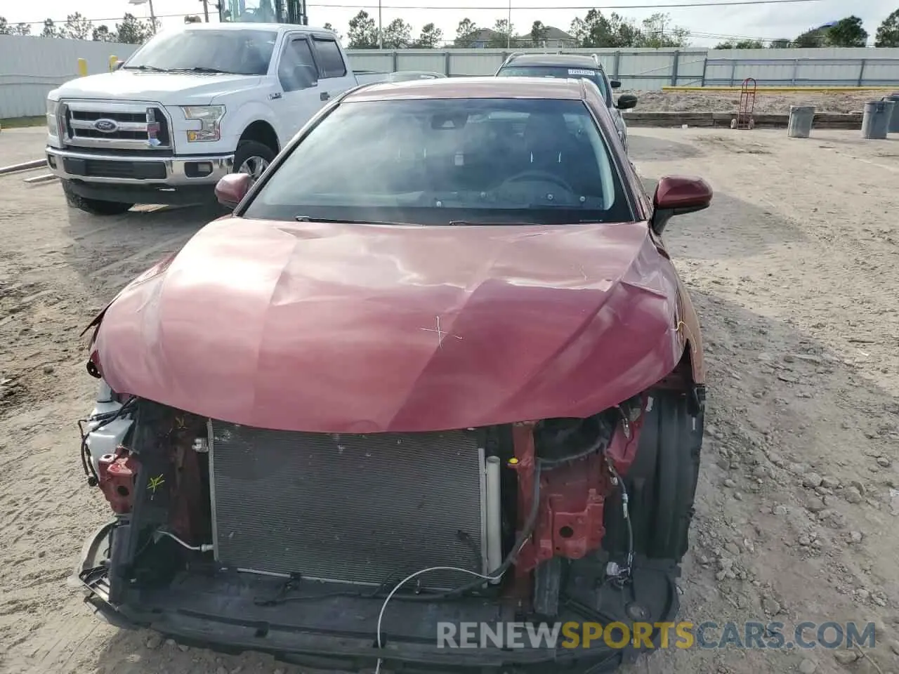 5 Photograph of a damaged car 4T1B11HK5KU250892 TOYOTA CAMRY 2019