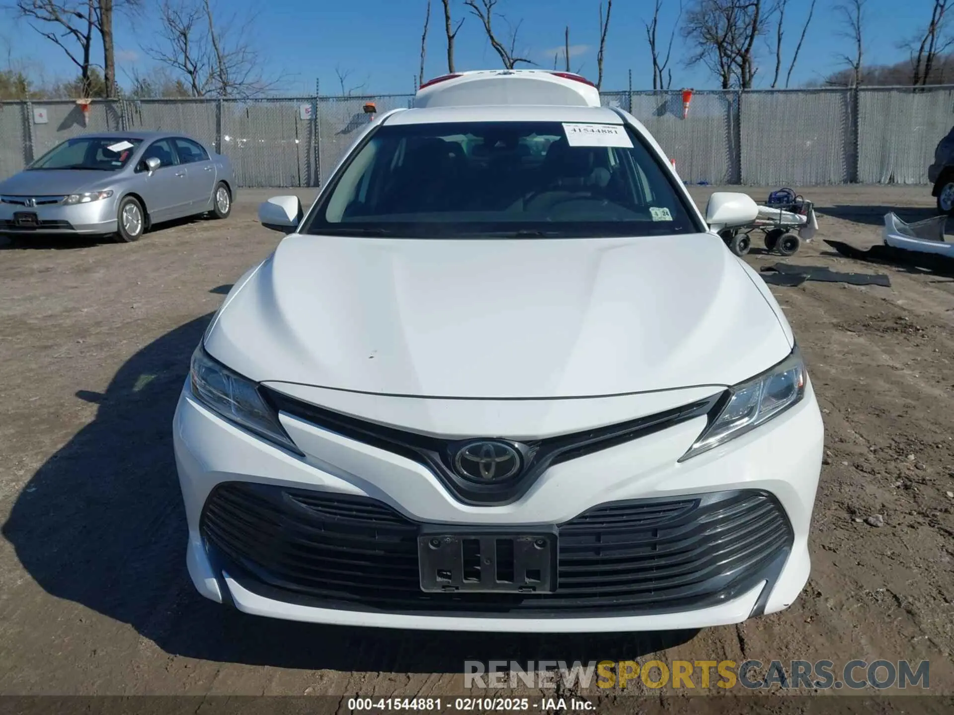 12 Photograph of a damaged car 4T1B11HK5KU253940 TOYOTA CAMRY 2019