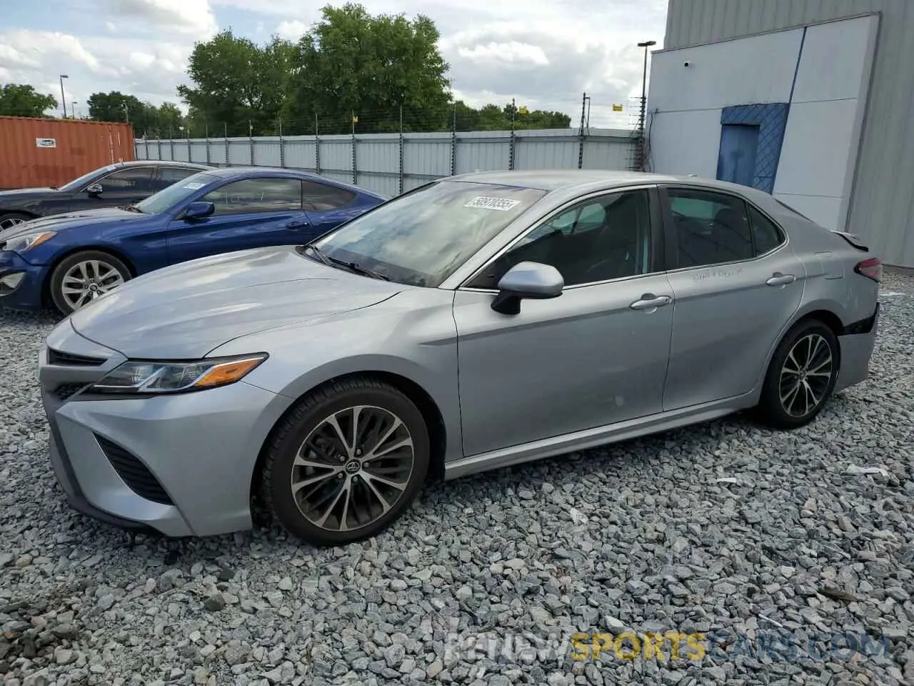 1 Photograph of a damaged car 4T1B11HK5KU255557 TOYOTA CAMRY 2019