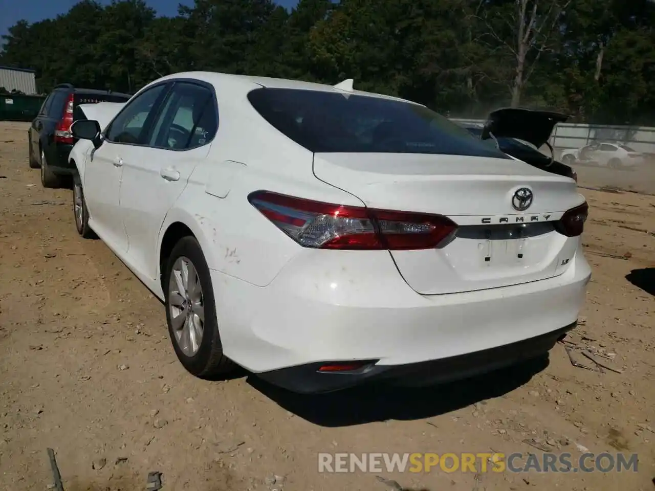 3 Photograph of a damaged car 4T1B11HK5KU257342 TOYOTA CAMRY 2019