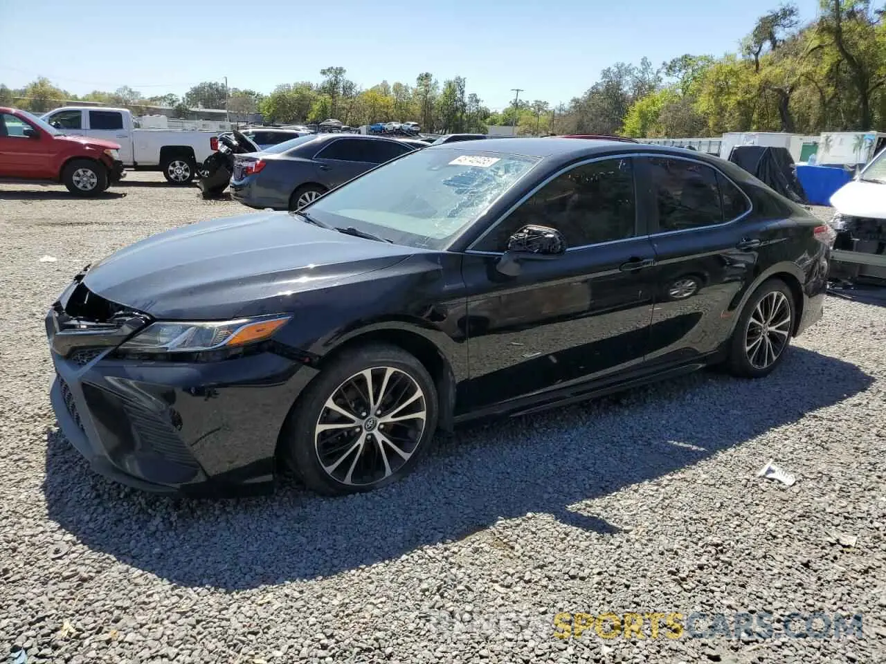 1 Photograph of a damaged car 4T1B11HK5KU257695 TOYOTA CAMRY 2019