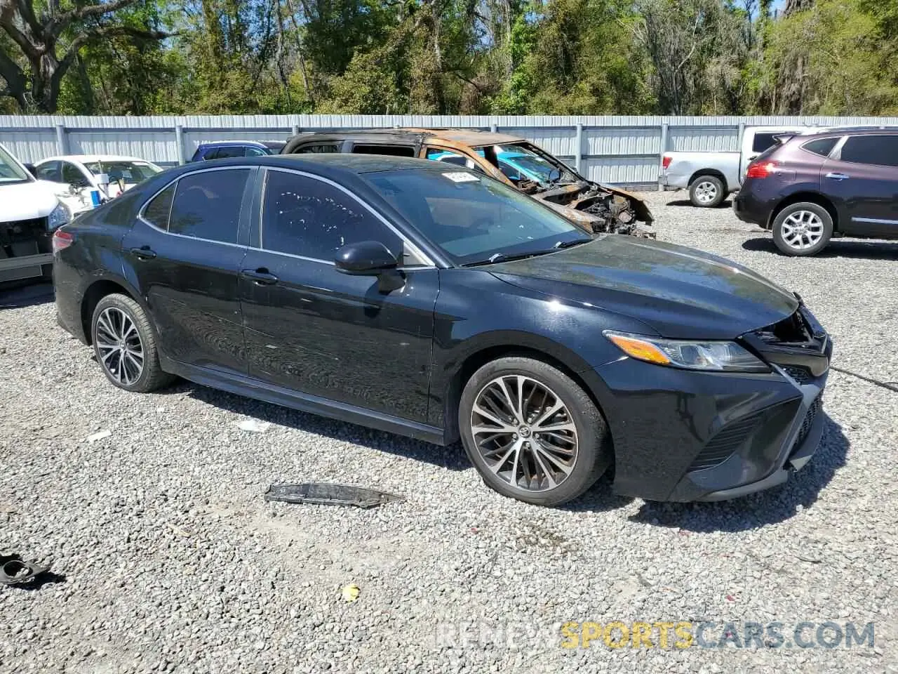 4 Photograph of a damaged car 4T1B11HK5KU257695 TOYOTA CAMRY 2019