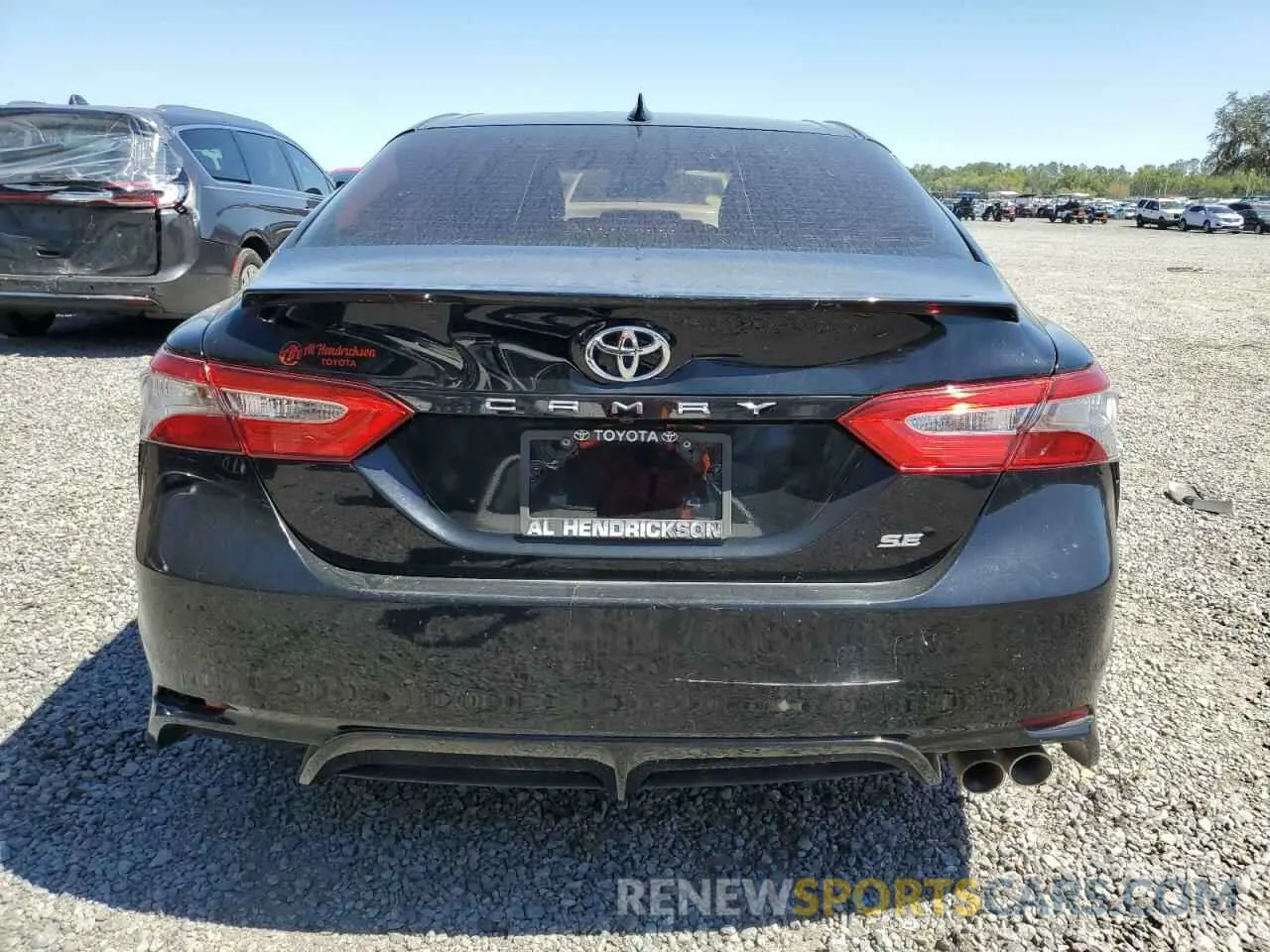 6 Photograph of a damaged car 4T1B11HK5KU257695 TOYOTA CAMRY 2019
