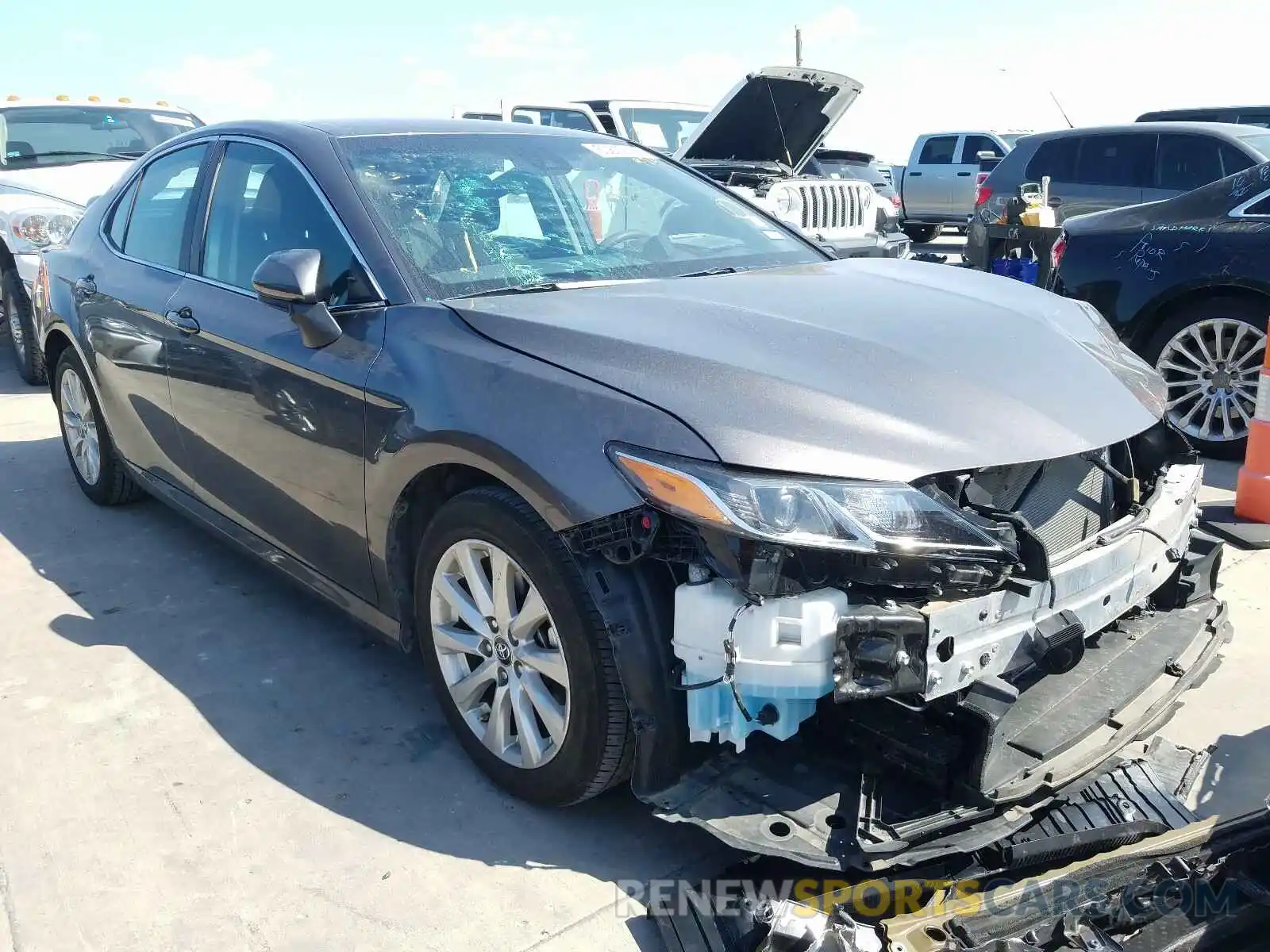 1 Photograph of a damaged car 4T1B11HK5KU257731 TOYOTA CAMRY 2019