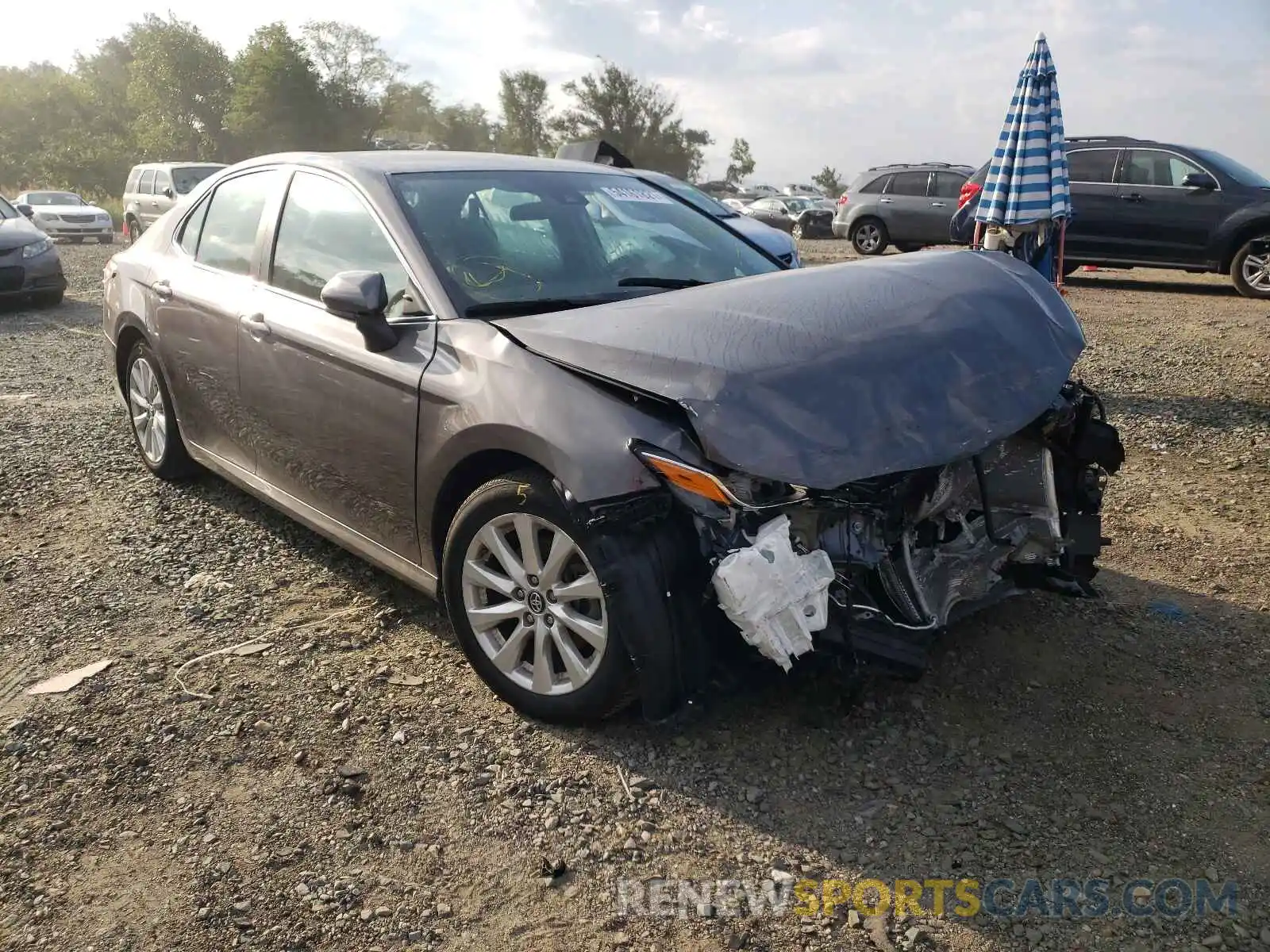 1 Photograph of a damaged car 4T1B11HK5KU261925 TOYOTA CAMRY 2019