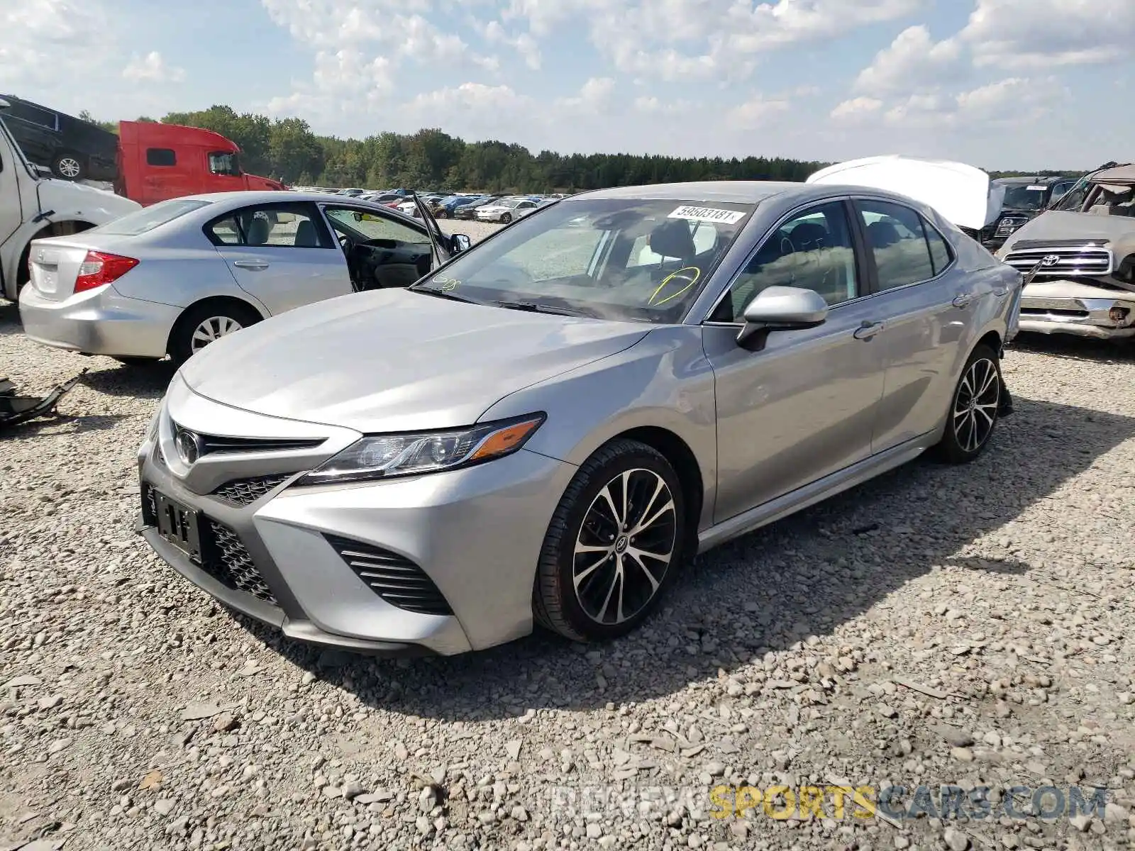 2 Photograph of a damaged car 4T1B11HK5KU265697 TOYOTA CAMRY 2019