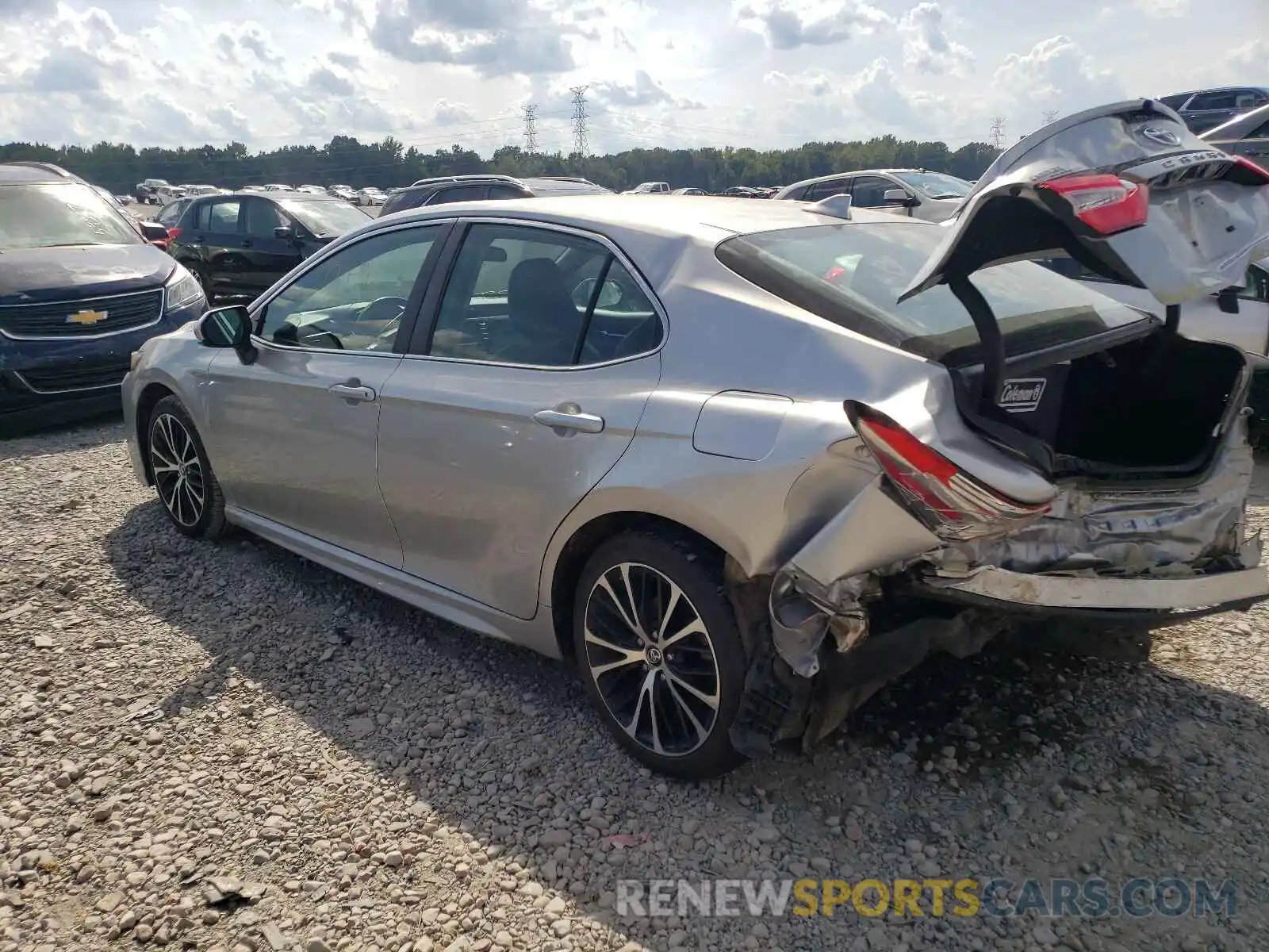 3 Photograph of a damaged car 4T1B11HK5KU265697 TOYOTA CAMRY 2019