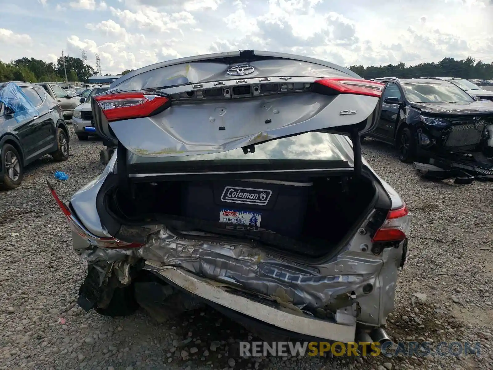 9 Photograph of a damaged car 4T1B11HK5KU265697 TOYOTA CAMRY 2019