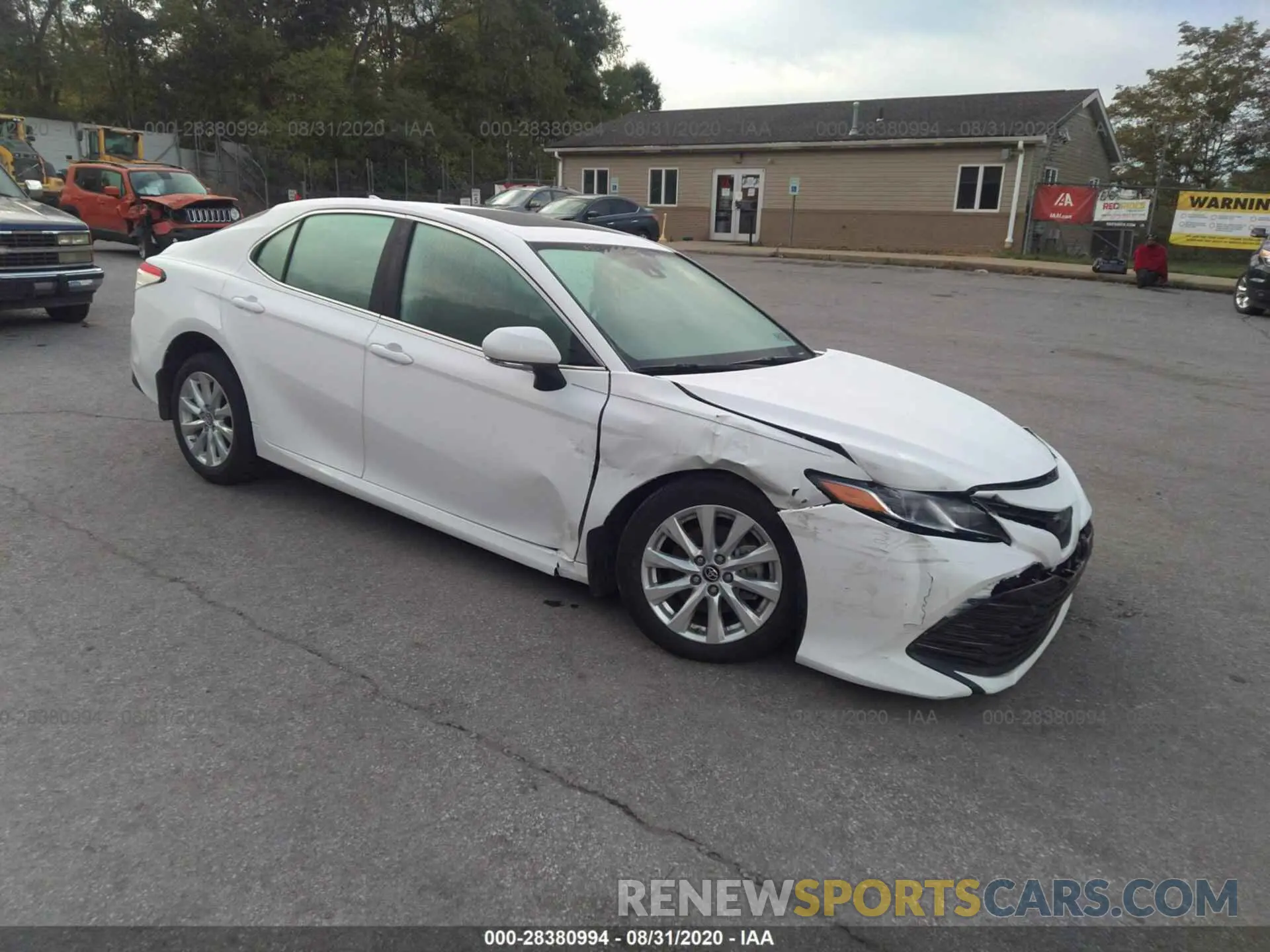1 Photograph of a damaged car 4T1B11HK5KU266283 TOYOTA CAMRY 2019