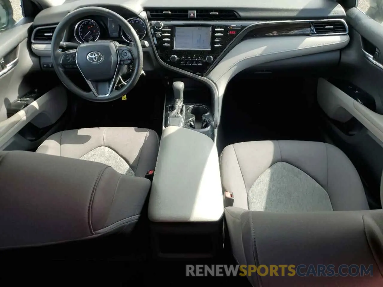 8 Photograph of a damaged car 4T1B11HK5KU267014 TOYOTA CAMRY 2019