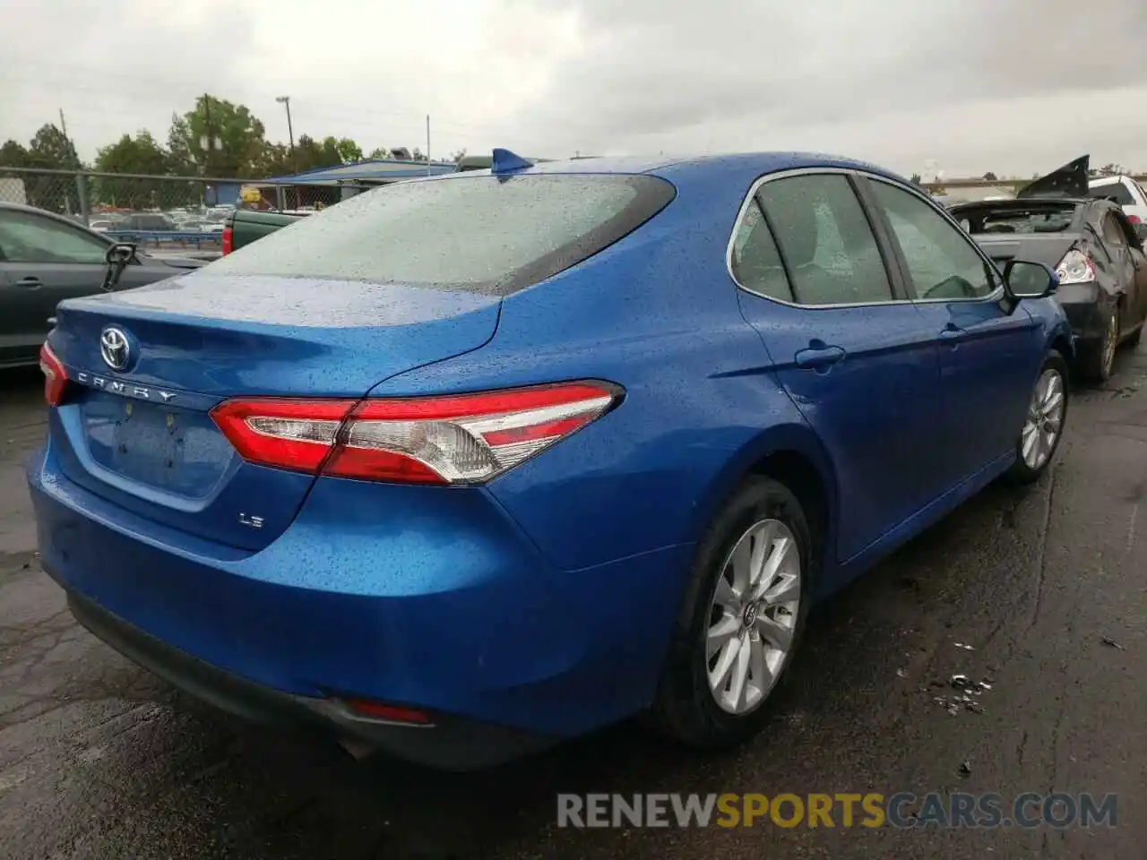 4 Photograph of a damaged car 4T1B11HK5KU267708 TOYOTA CAMRY 2019