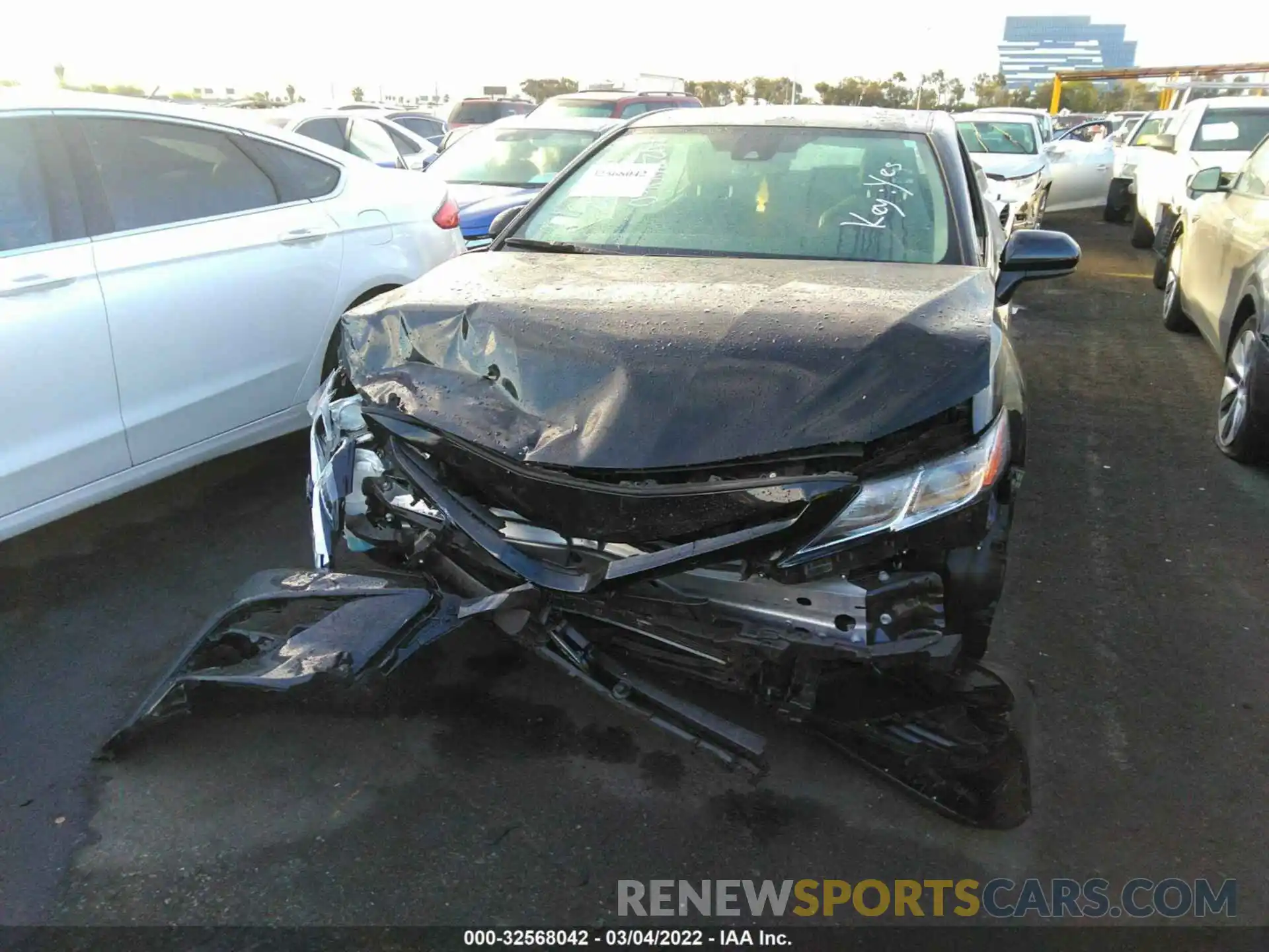 6 Photograph of a damaged car 4T1B11HK5KU270060 TOYOTA CAMRY 2019