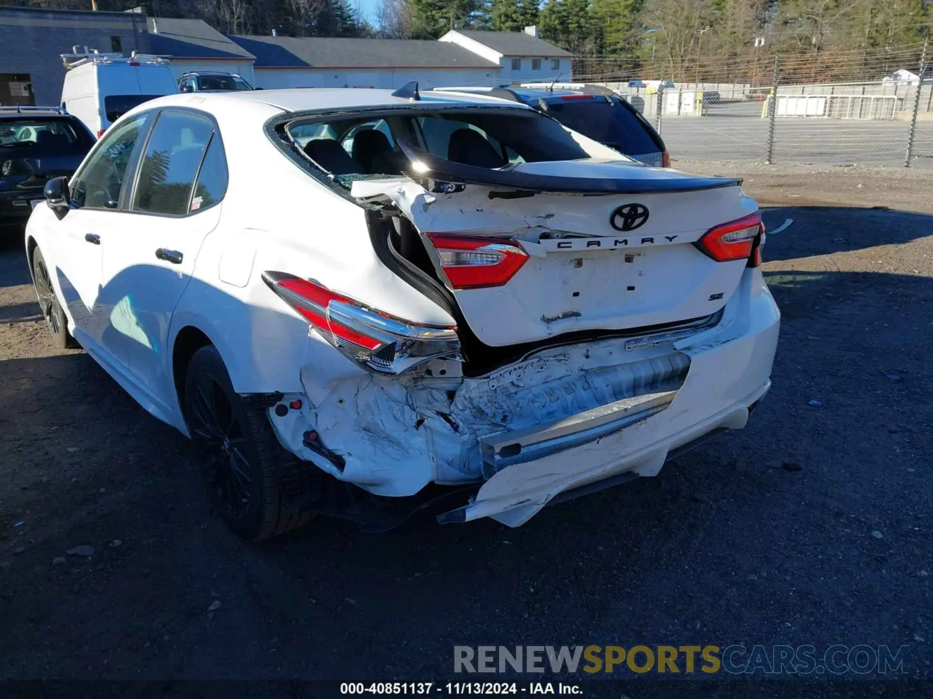 6 Photograph of a damaged car 4T1B11HK5KU273671 TOYOTA CAMRY 2019
