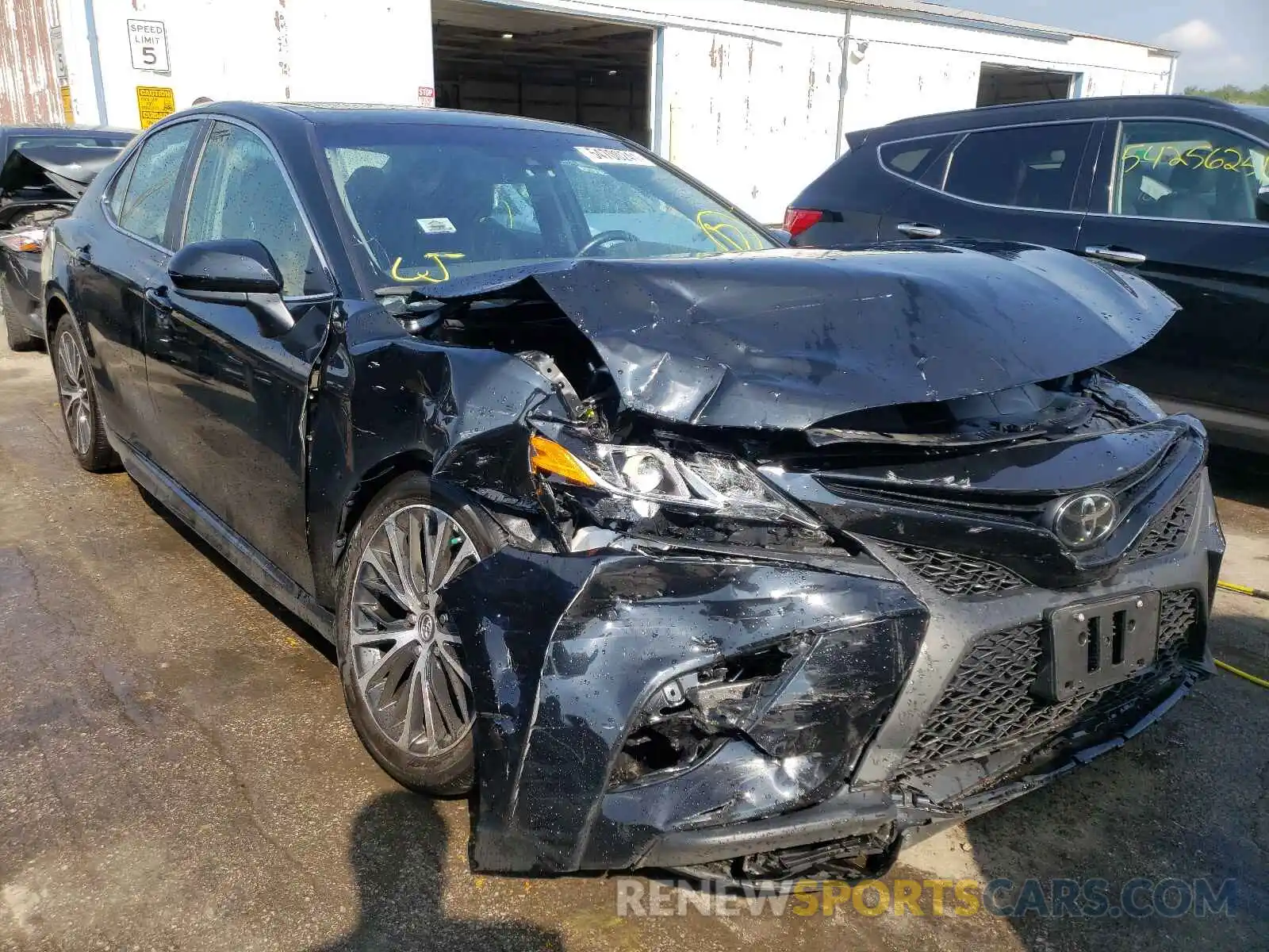 1 Photograph of a damaged car 4T1B11HK5KU274755 TOYOTA CAMRY 2019