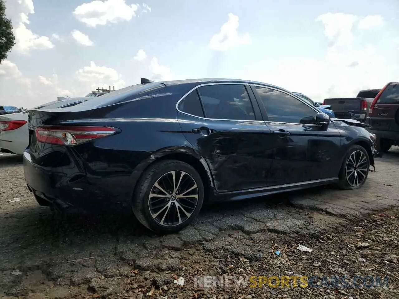 3 Photograph of a damaged car 4T1B11HK5KU274965 TOYOTA CAMRY 2019