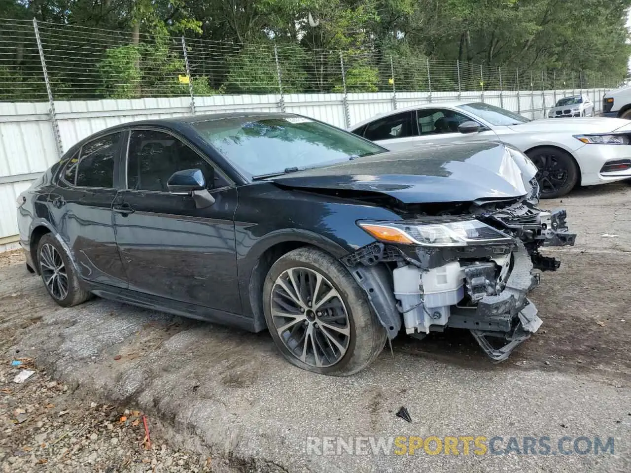 4 Photograph of a damaged car 4T1B11HK5KU274965 TOYOTA CAMRY 2019