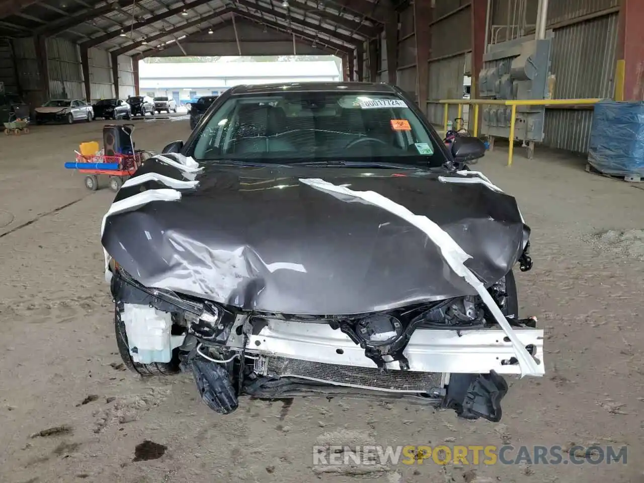 5 Photograph of a damaged car 4T1B11HK5KU278417 TOYOTA CAMRY 2019