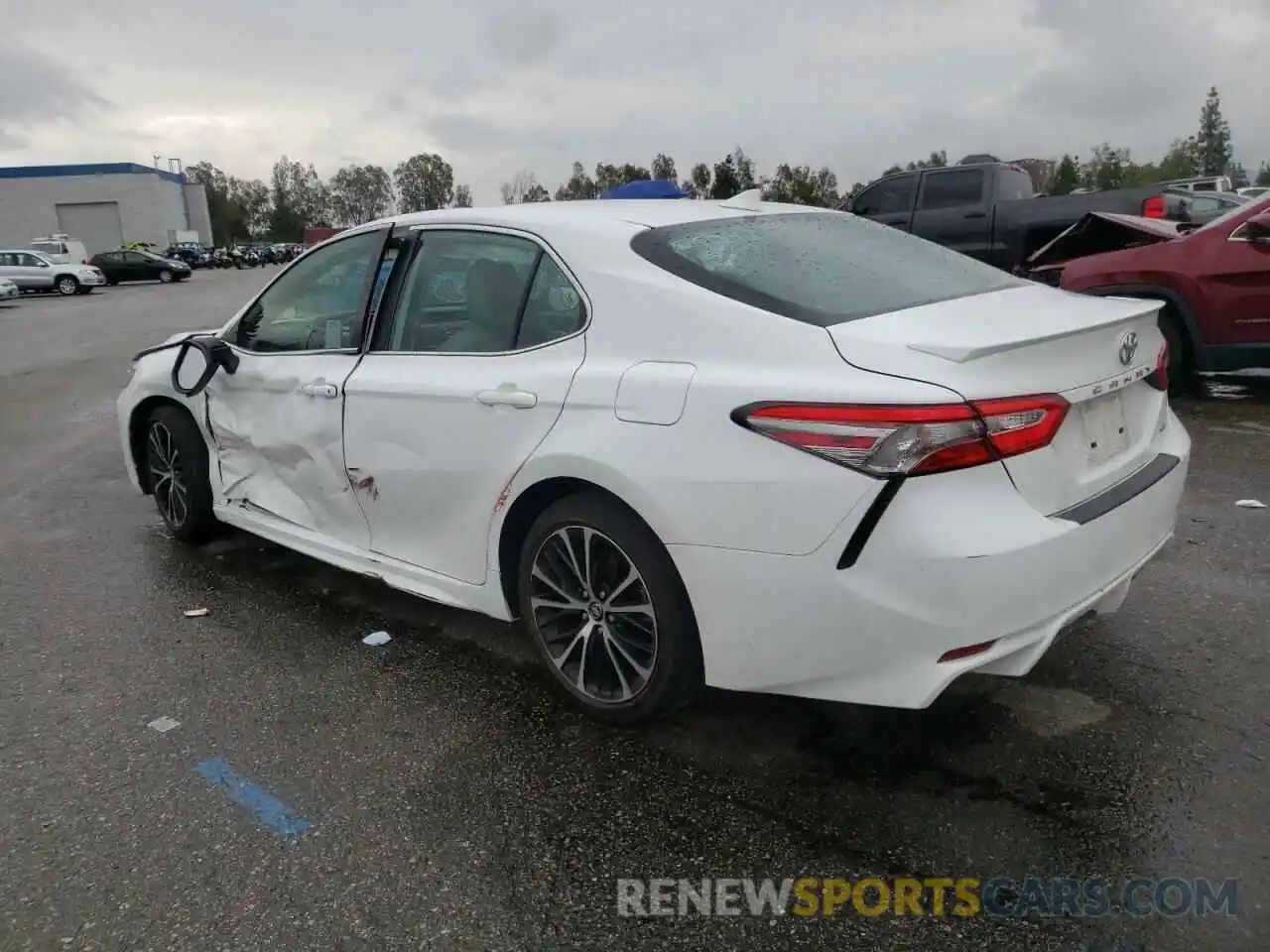 2 Photograph of a damaged car 4T1B11HK5KU280314 TOYOTA CAMRY 2019