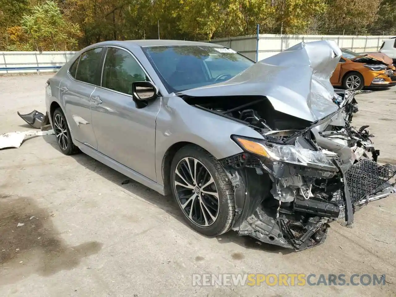 1 Photograph of a damaged car 4T1B11HK5KU280460 TOYOTA CAMRY 2019