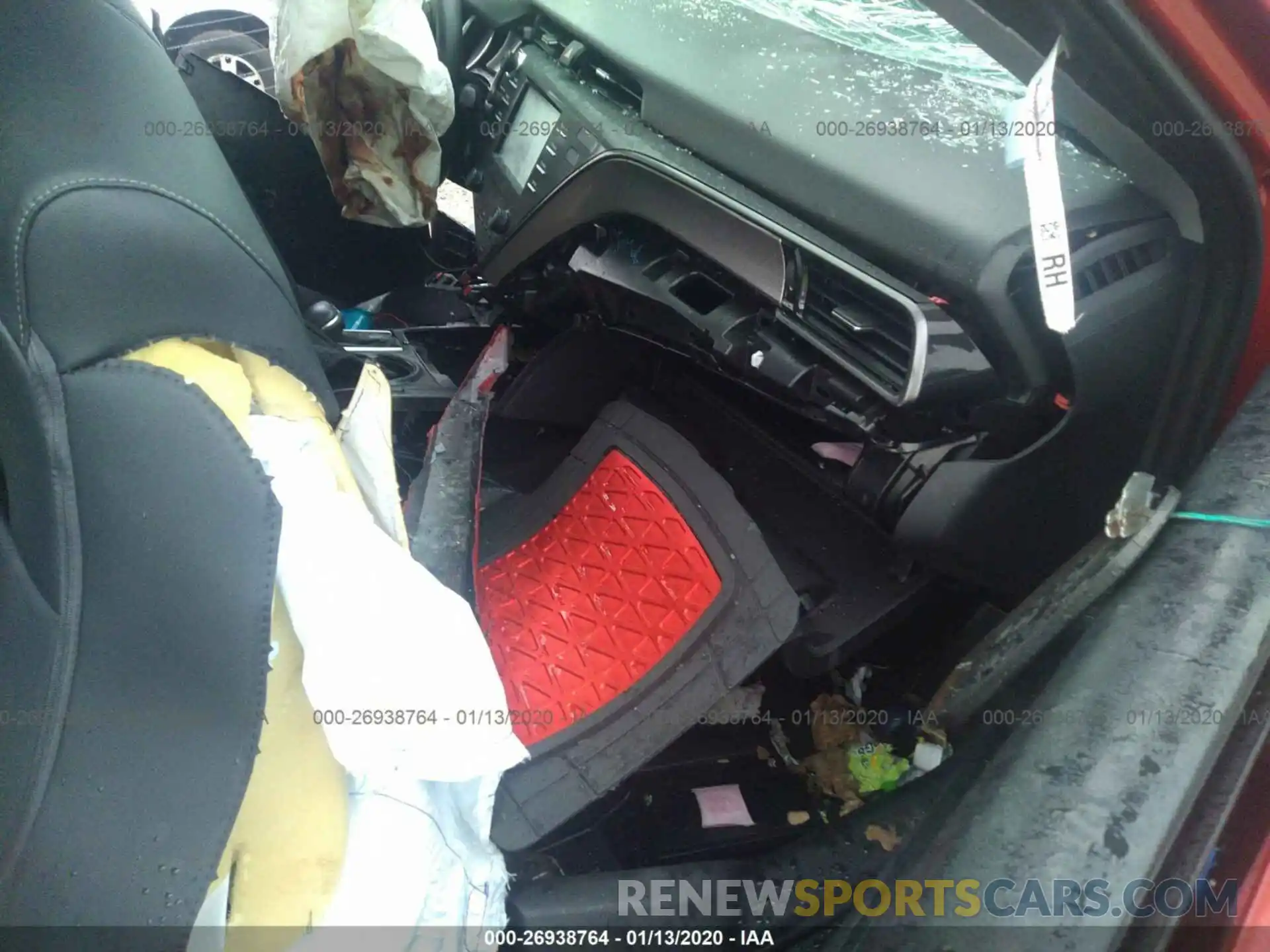 5 Photograph of a damaged car 4T1B11HK5KU282435 TOYOTA CAMRY 2019