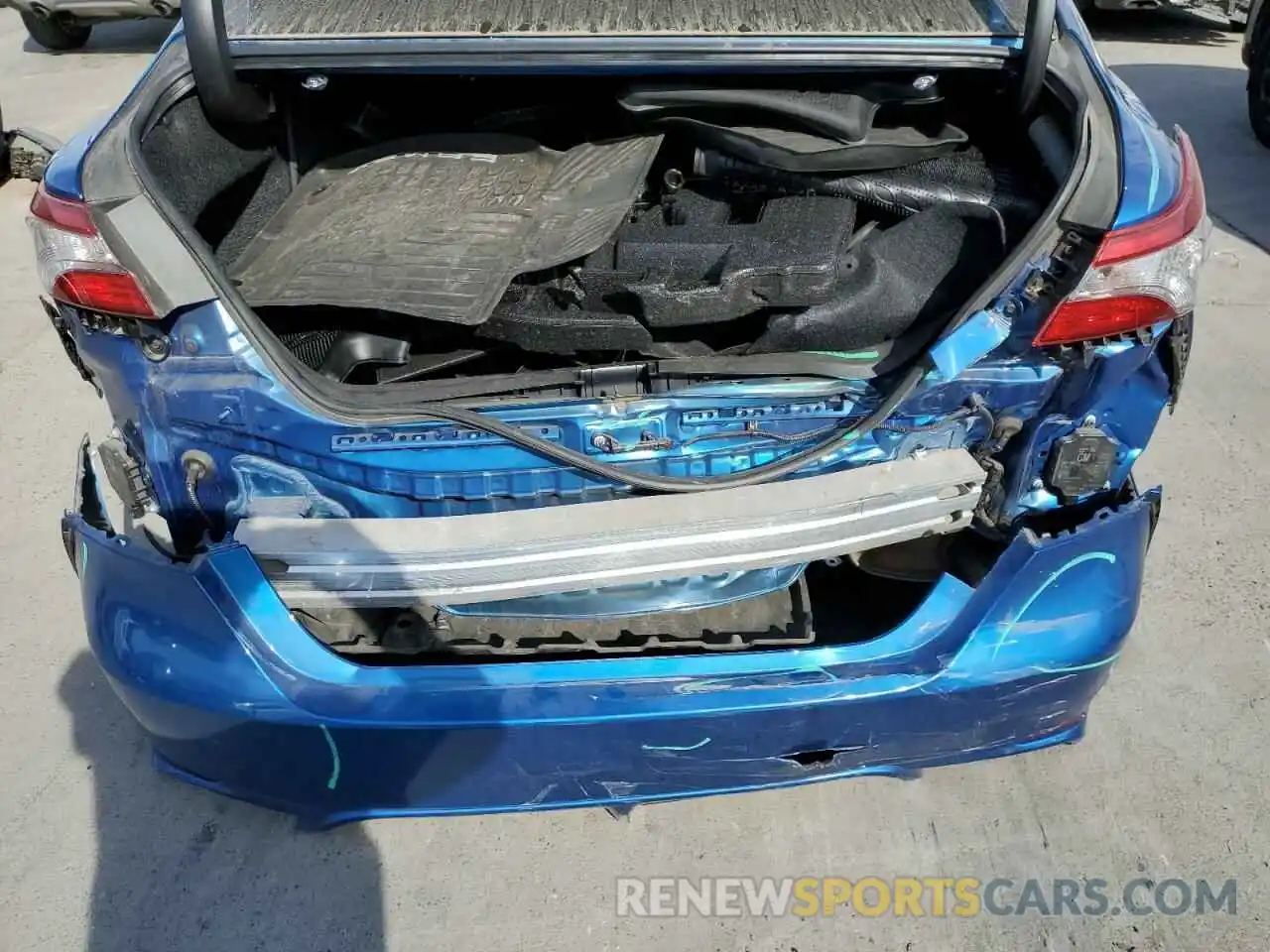 9 Photograph of a damaged car 4T1B11HK5KU282631 TOYOTA CAMRY 2019