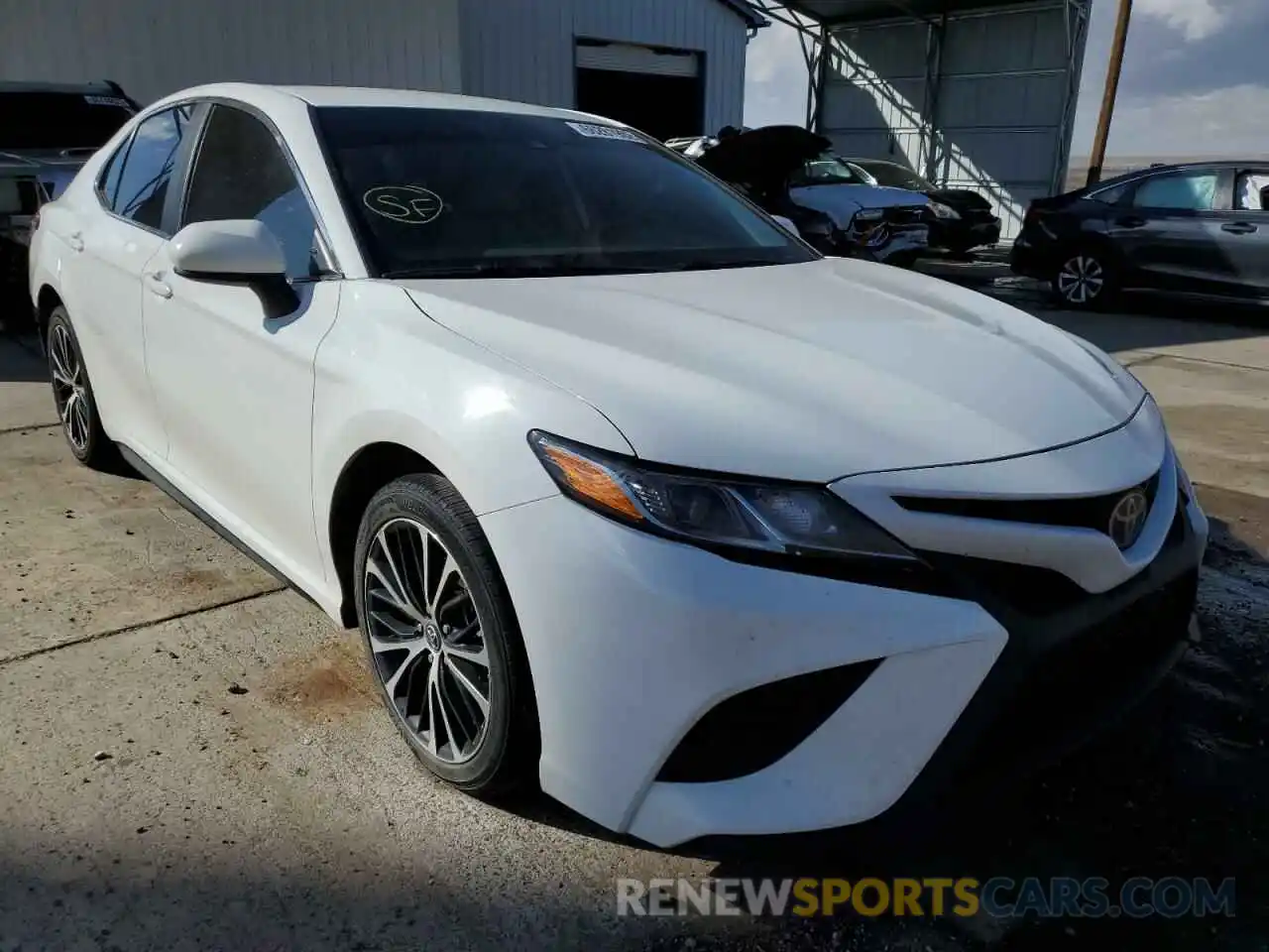 1 Photograph of a damaged car 4T1B11HK5KU283522 TOYOTA CAMRY 2019