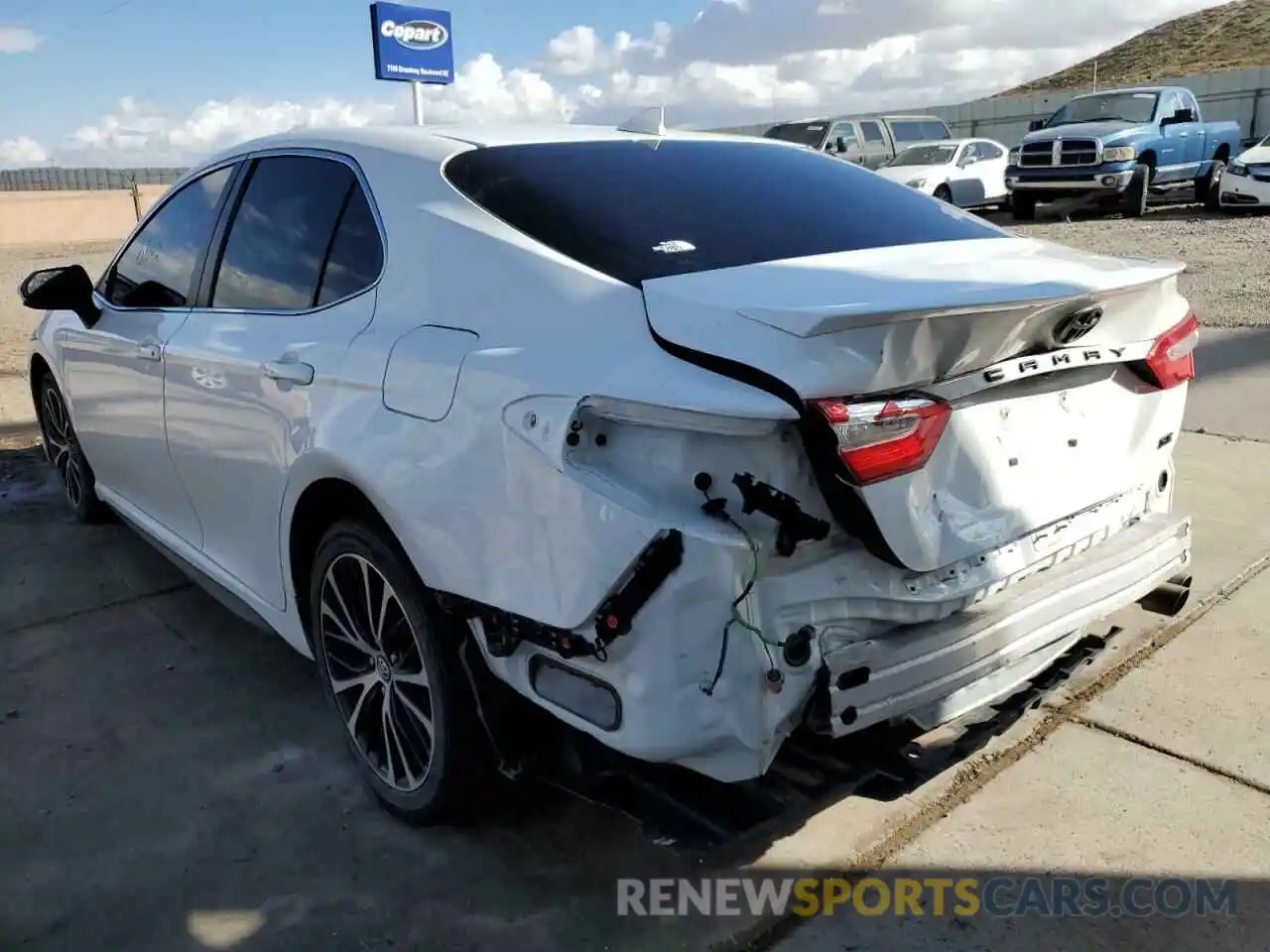 3 Photograph of a damaged car 4T1B11HK5KU283522 TOYOTA CAMRY 2019