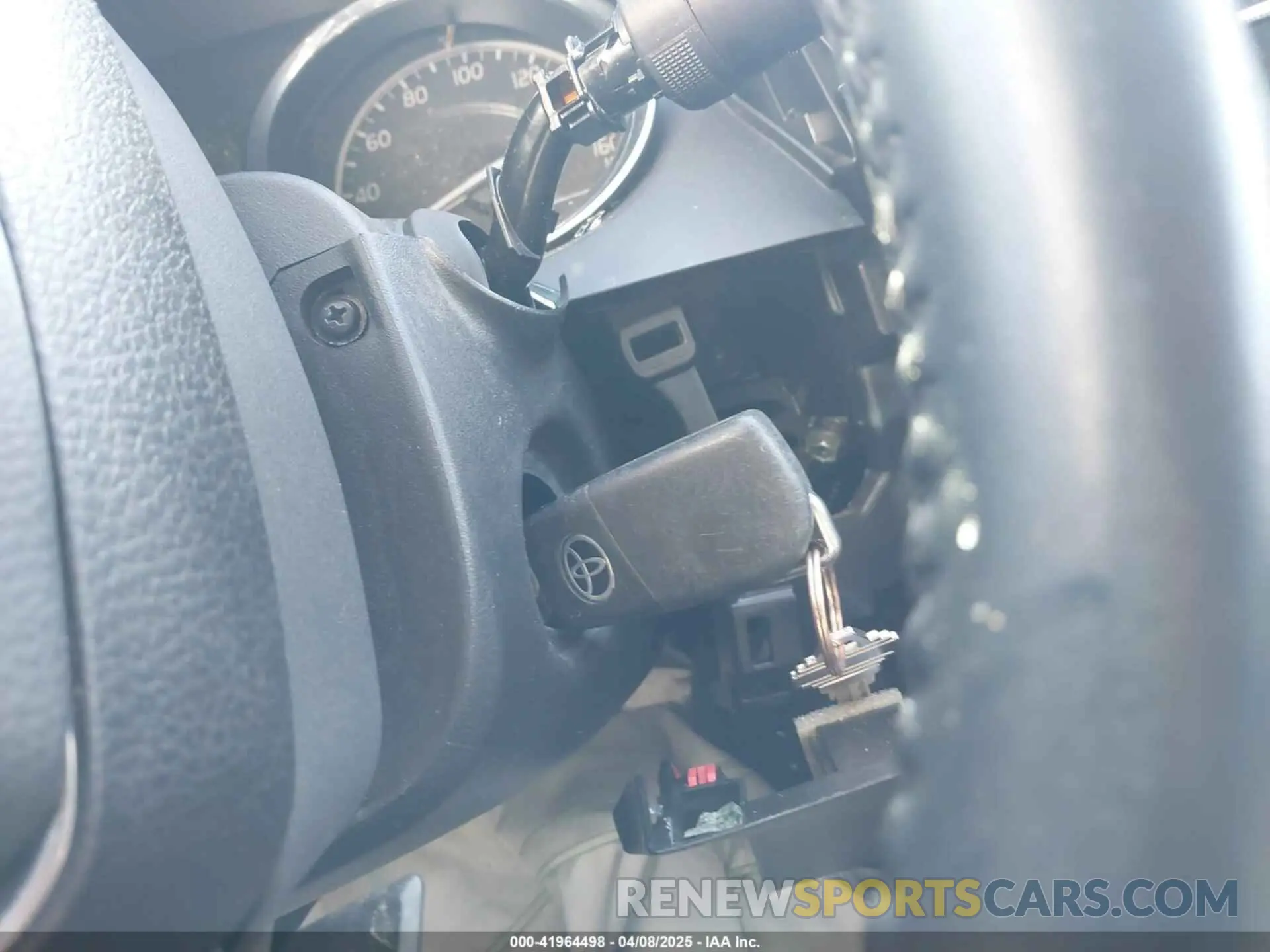 11 Photograph of a damaged car 4T1B11HK5KU286095 TOYOTA CAMRY 2019