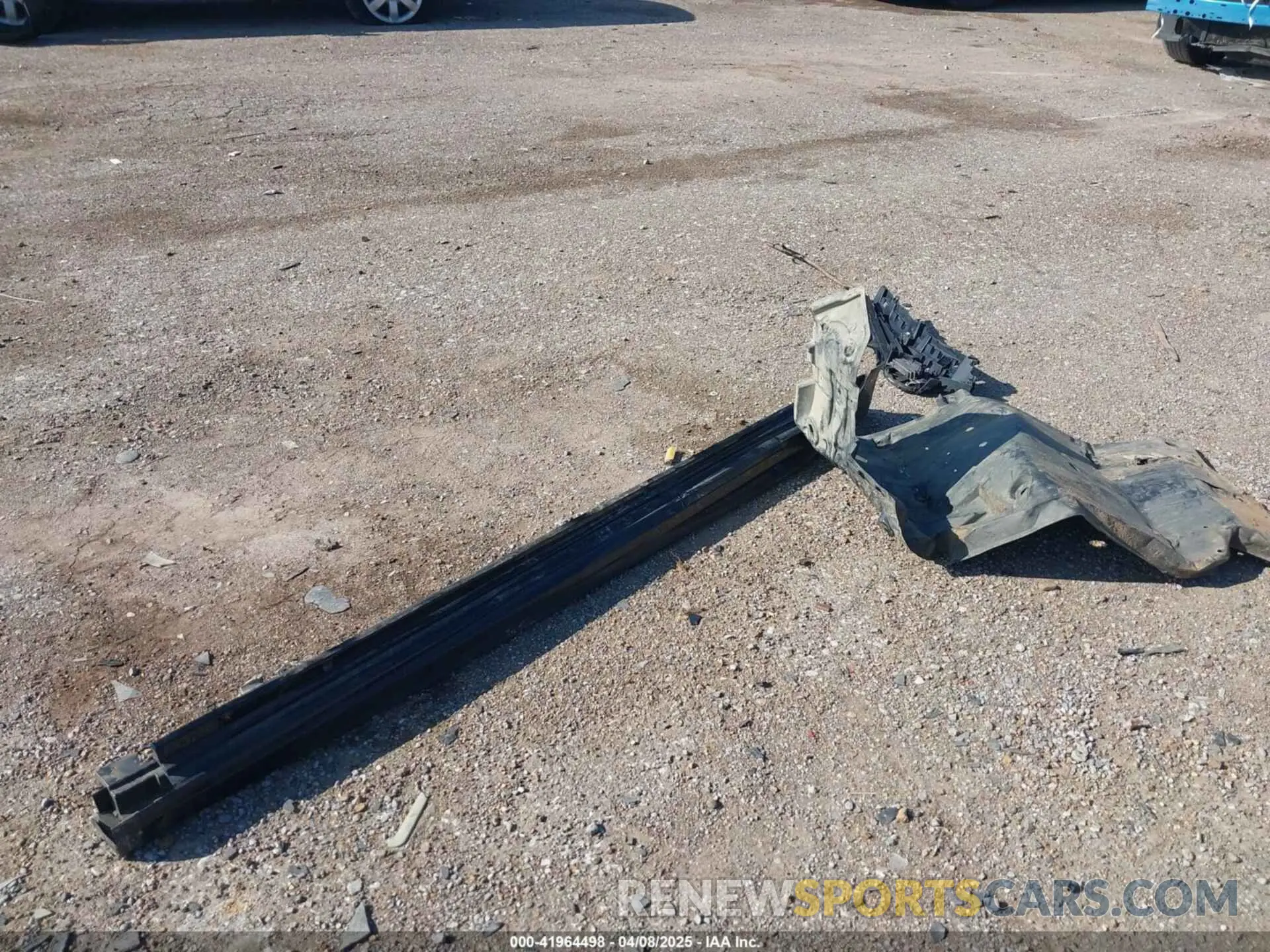 12 Photograph of a damaged car 4T1B11HK5KU286095 TOYOTA CAMRY 2019
