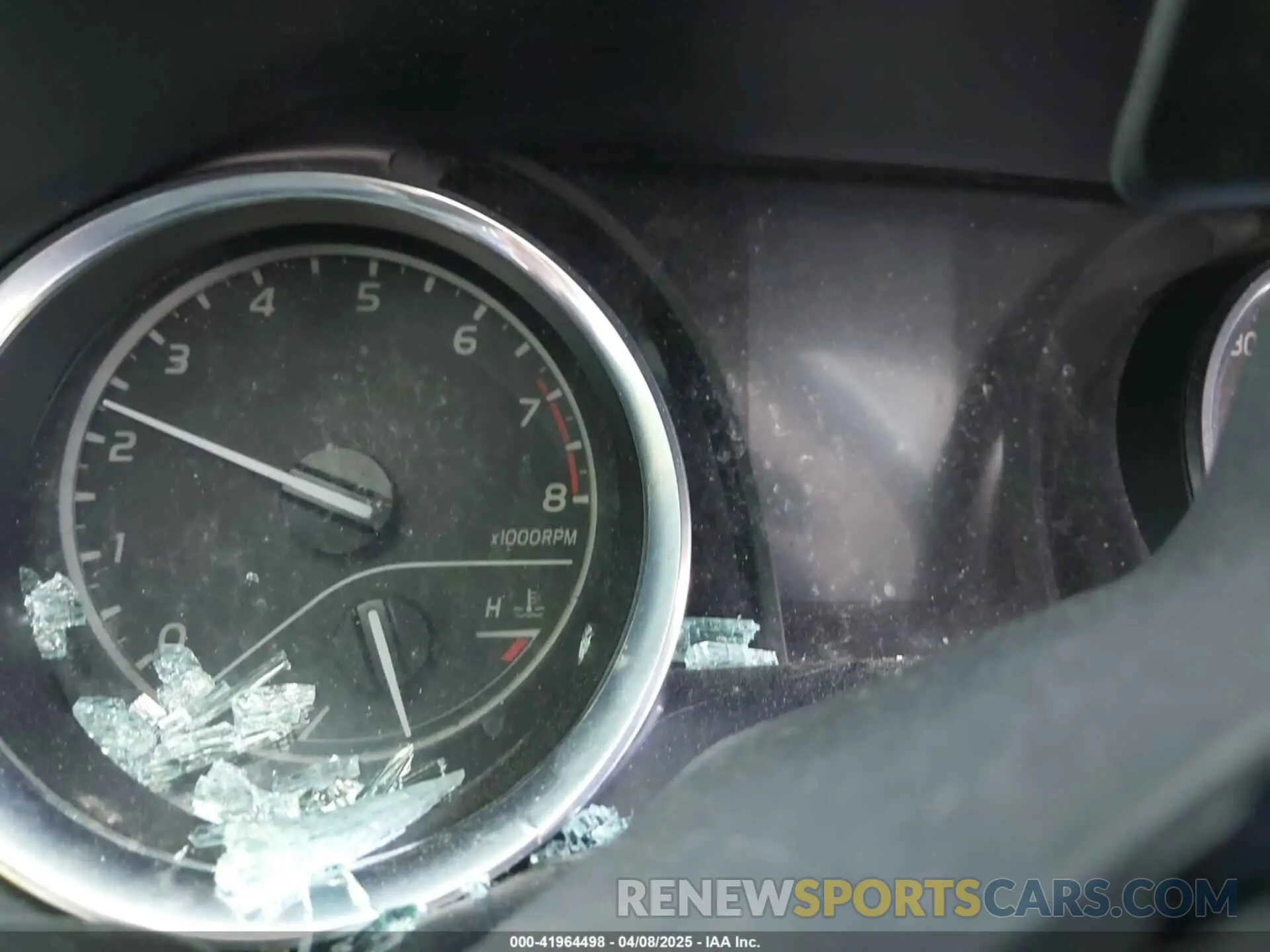 16 Photograph of a damaged car 4T1B11HK5KU286095 TOYOTA CAMRY 2019