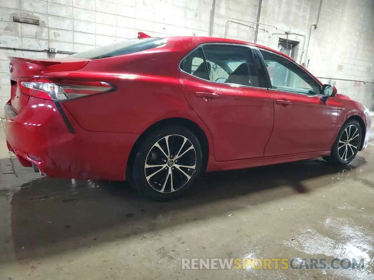 3 Photograph of a damaged car 4T1B11HK5KU287263 TOYOTA CAMRY 2019