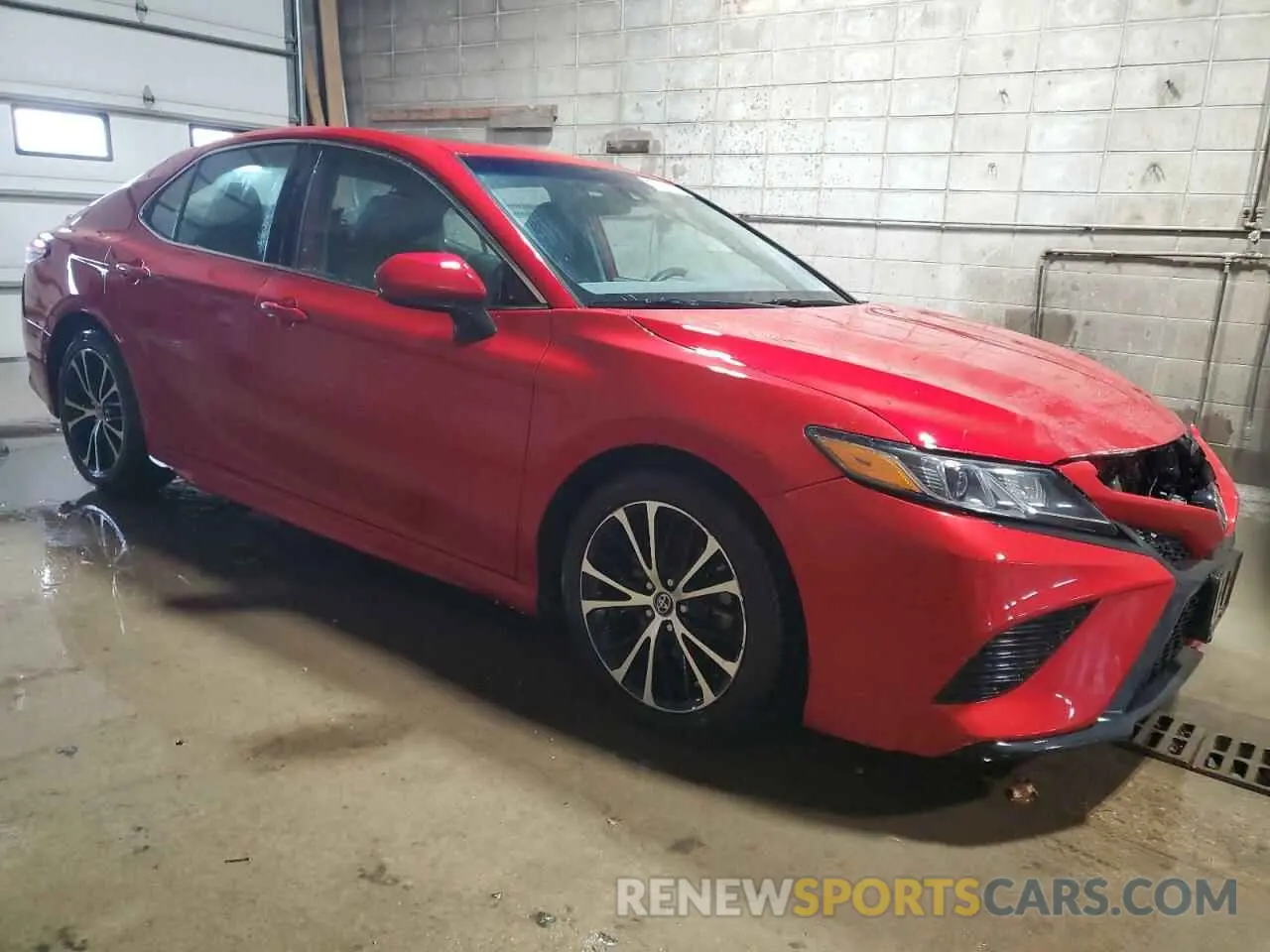 4 Photograph of a damaged car 4T1B11HK5KU287263 TOYOTA CAMRY 2019