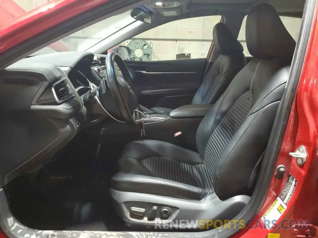7 Photograph of a damaged car 4T1B11HK5KU287263 TOYOTA CAMRY 2019