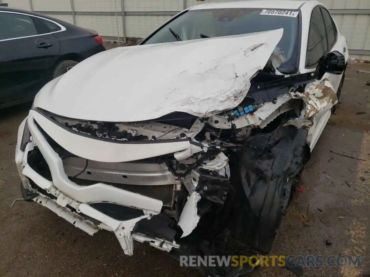 9 Photograph of a damaged car 4T1B11HK5KU287408 TOYOTA CAMRY 2019