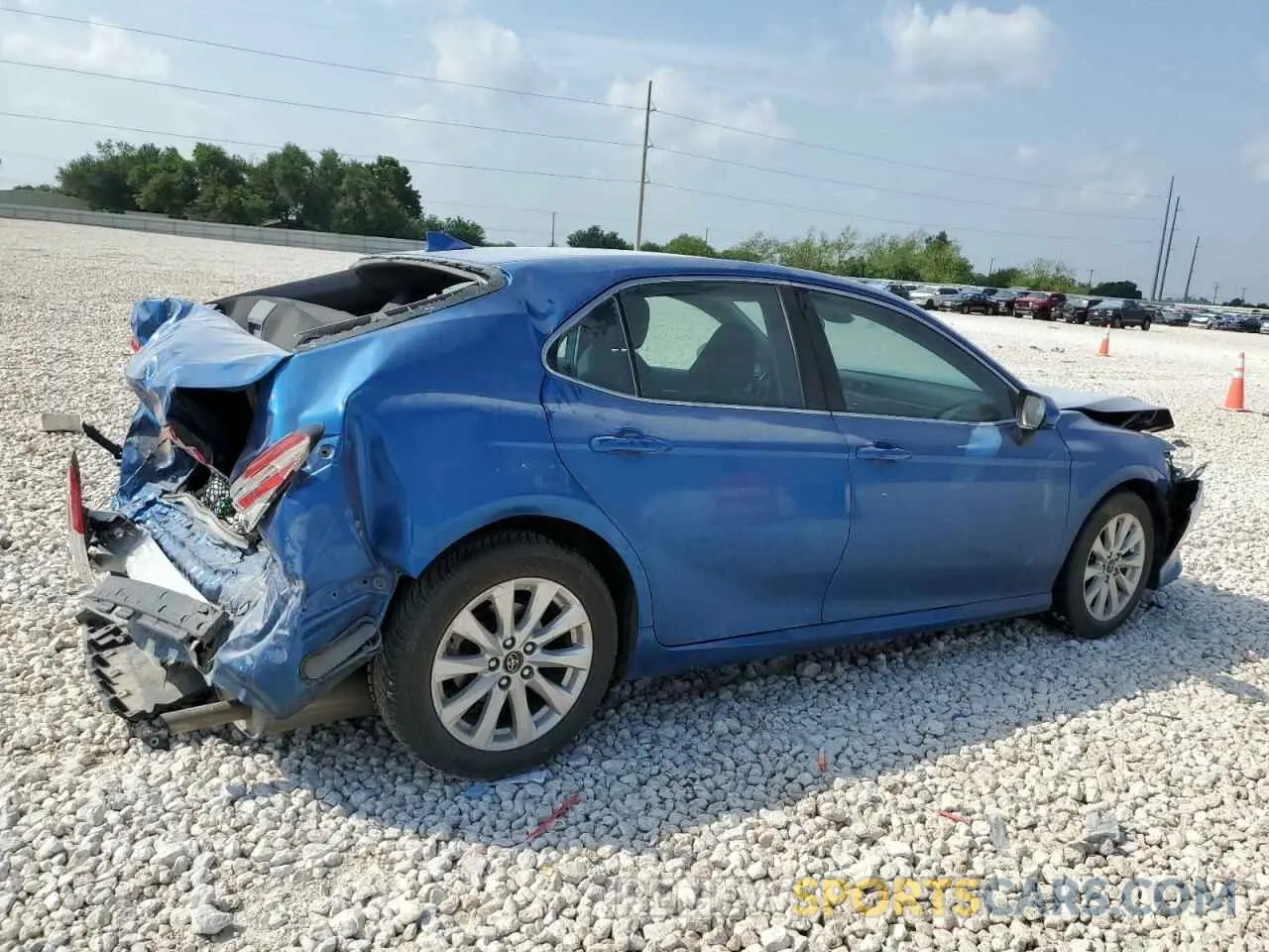 3 Photograph of a damaged car 4T1B11HK5KU288073 TOYOTA CAMRY 2019