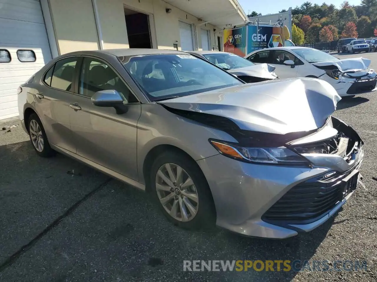 4 Photograph of a damaged car 4T1B11HK5KU288932 TOYOTA CAMRY 2019