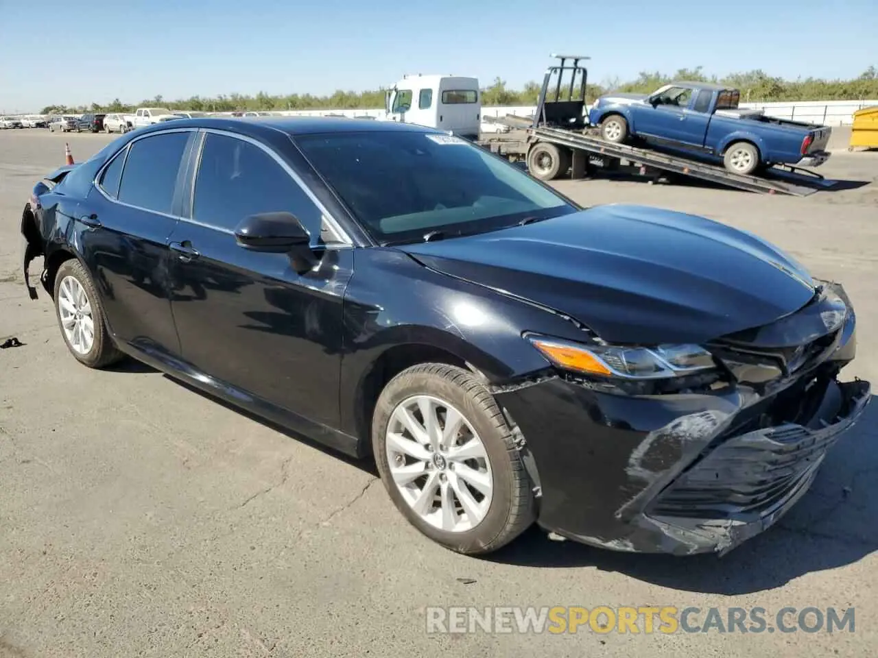 4 Photograph of a damaged car 4T1B11HK5KU289711 TOYOTA CAMRY 2019