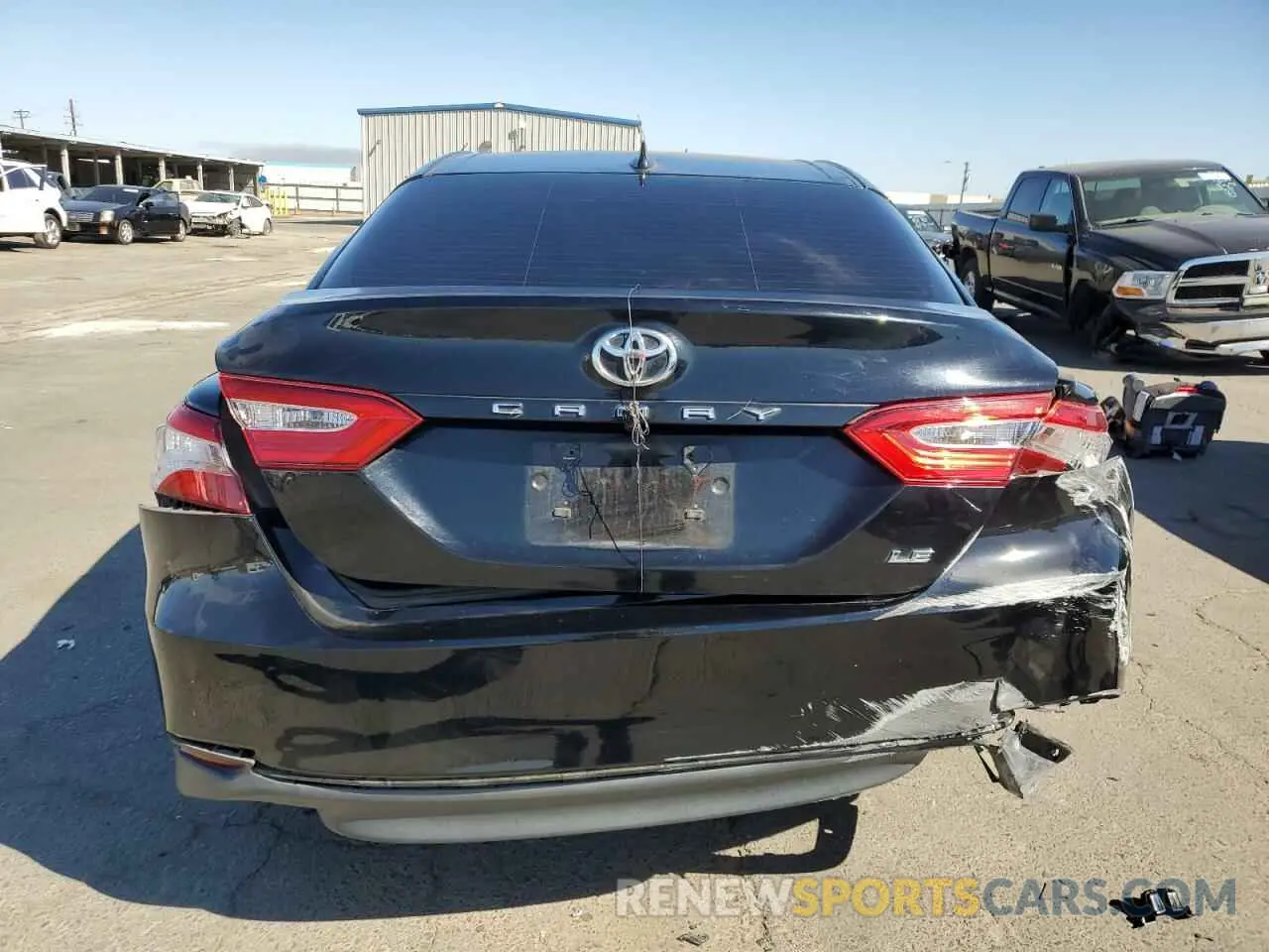 6 Photograph of a damaged car 4T1B11HK5KU289711 TOYOTA CAMRY 2019