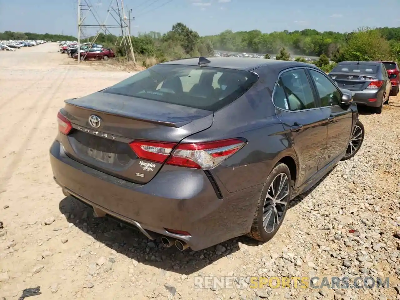 4 Photograph of a damaged car 4T1B11HK5KU295136 TOYOTA CAMRY 2019