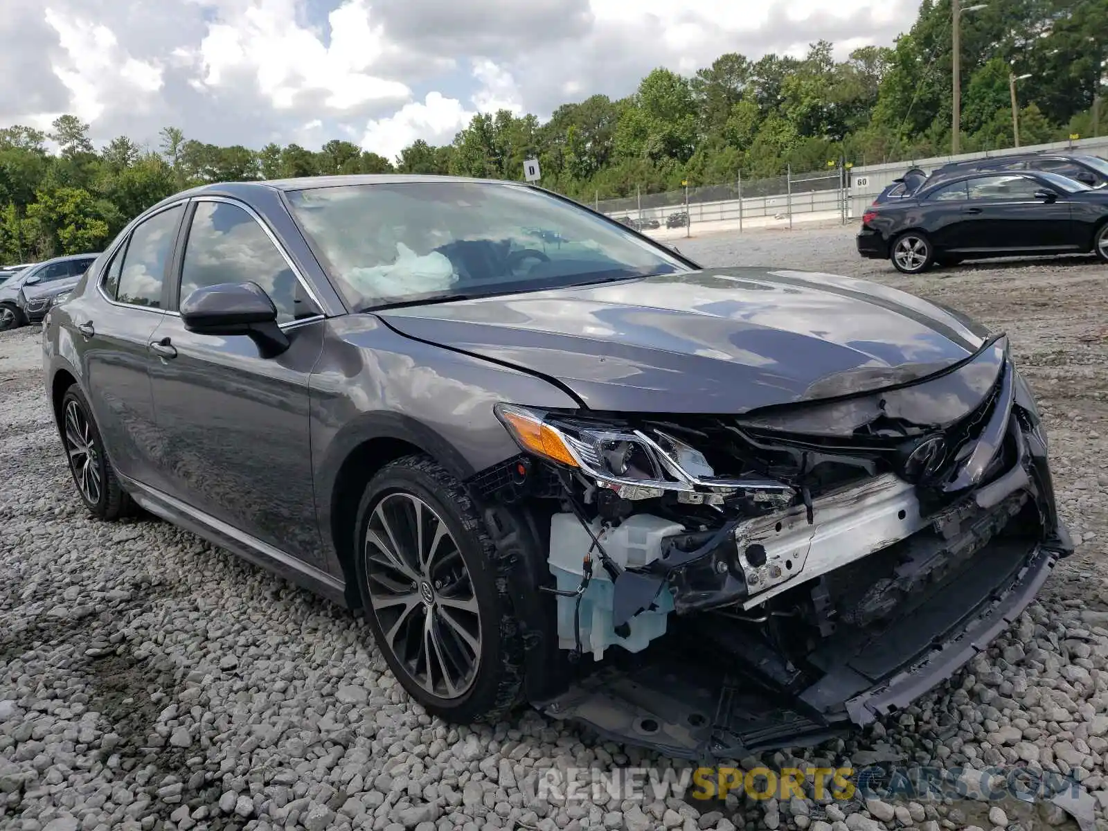 1 Photograph of a damaged car 4T1B11HK5KU295542 TOYOTA CAMRY 2019