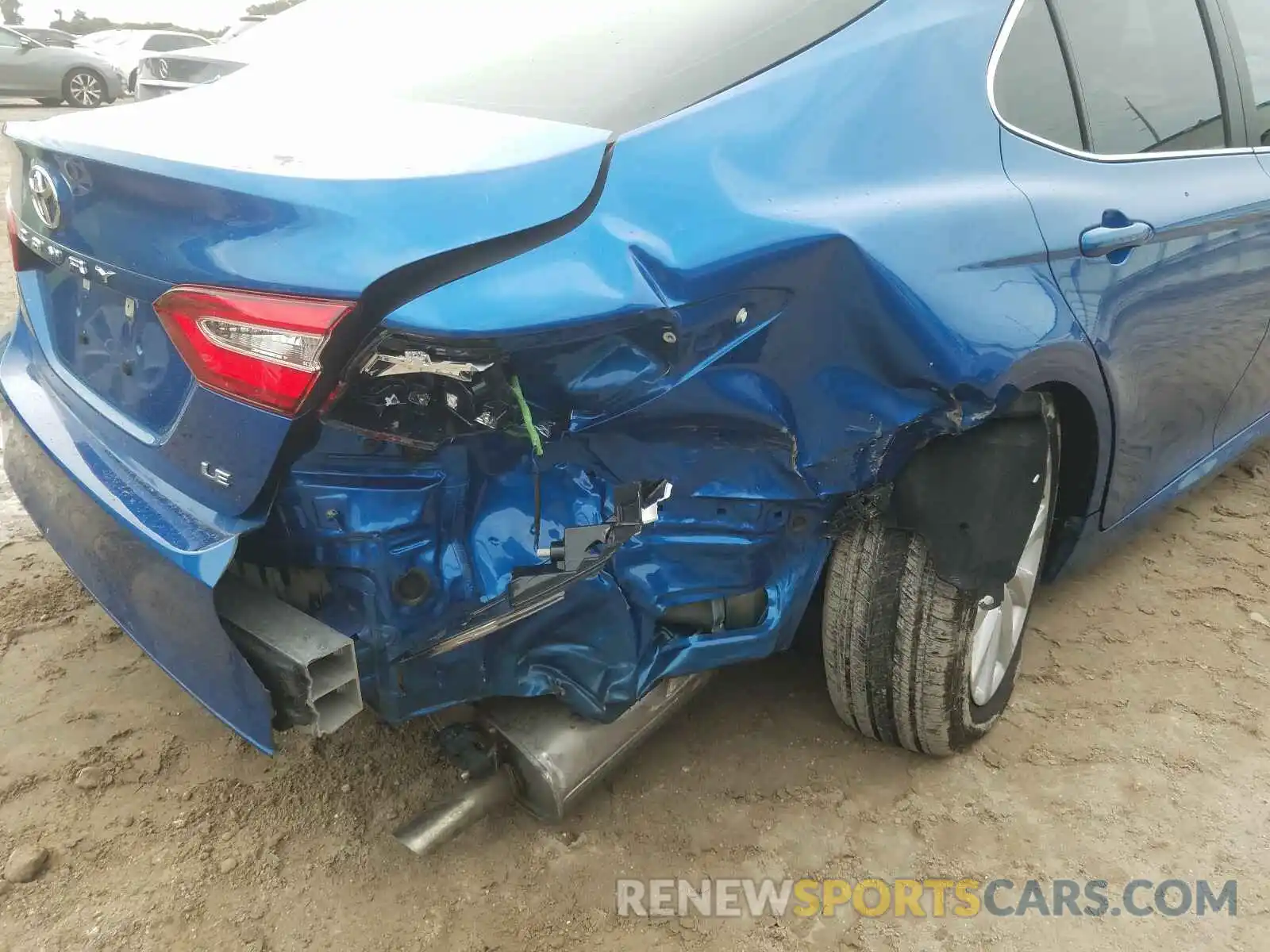 9 Photograph of a damaged car 4T1B11HK5KU299610 TOYOTA CAMRY 2019