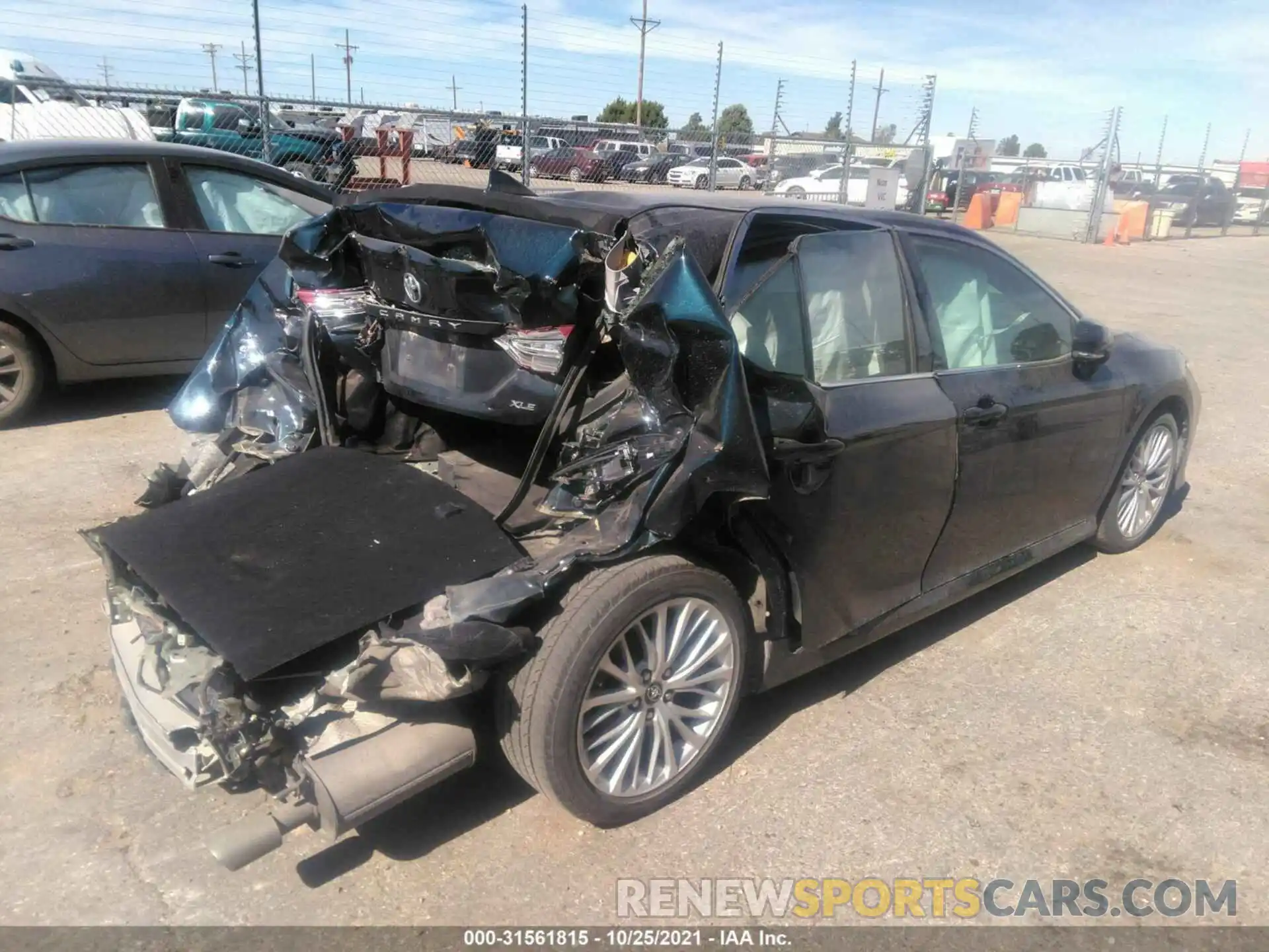 4 Photograph of a damaged car 4T1B11HK5KU677103 TOYOTA CAMRY 2019